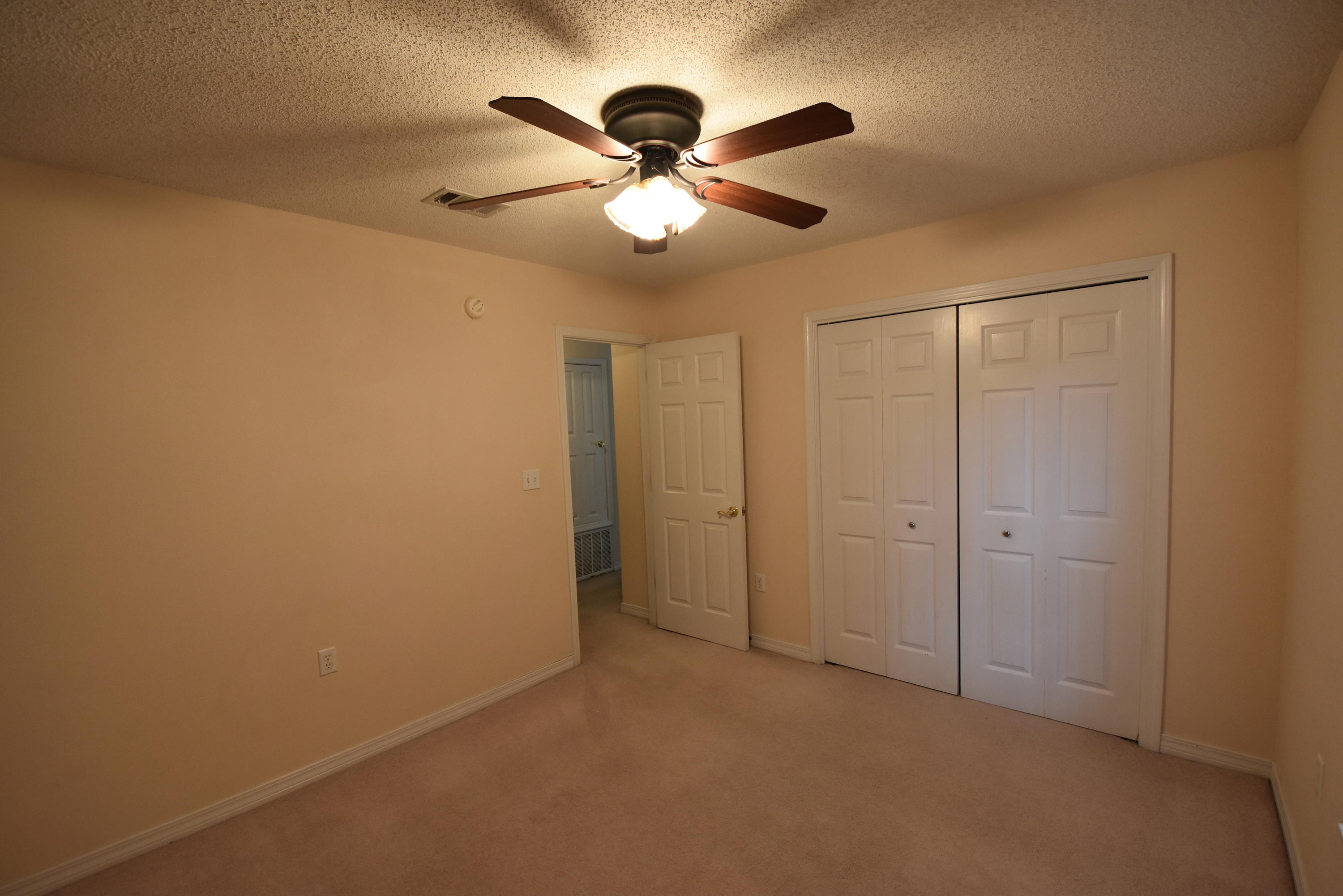 ROLLING HILLS ESTATES - Residential