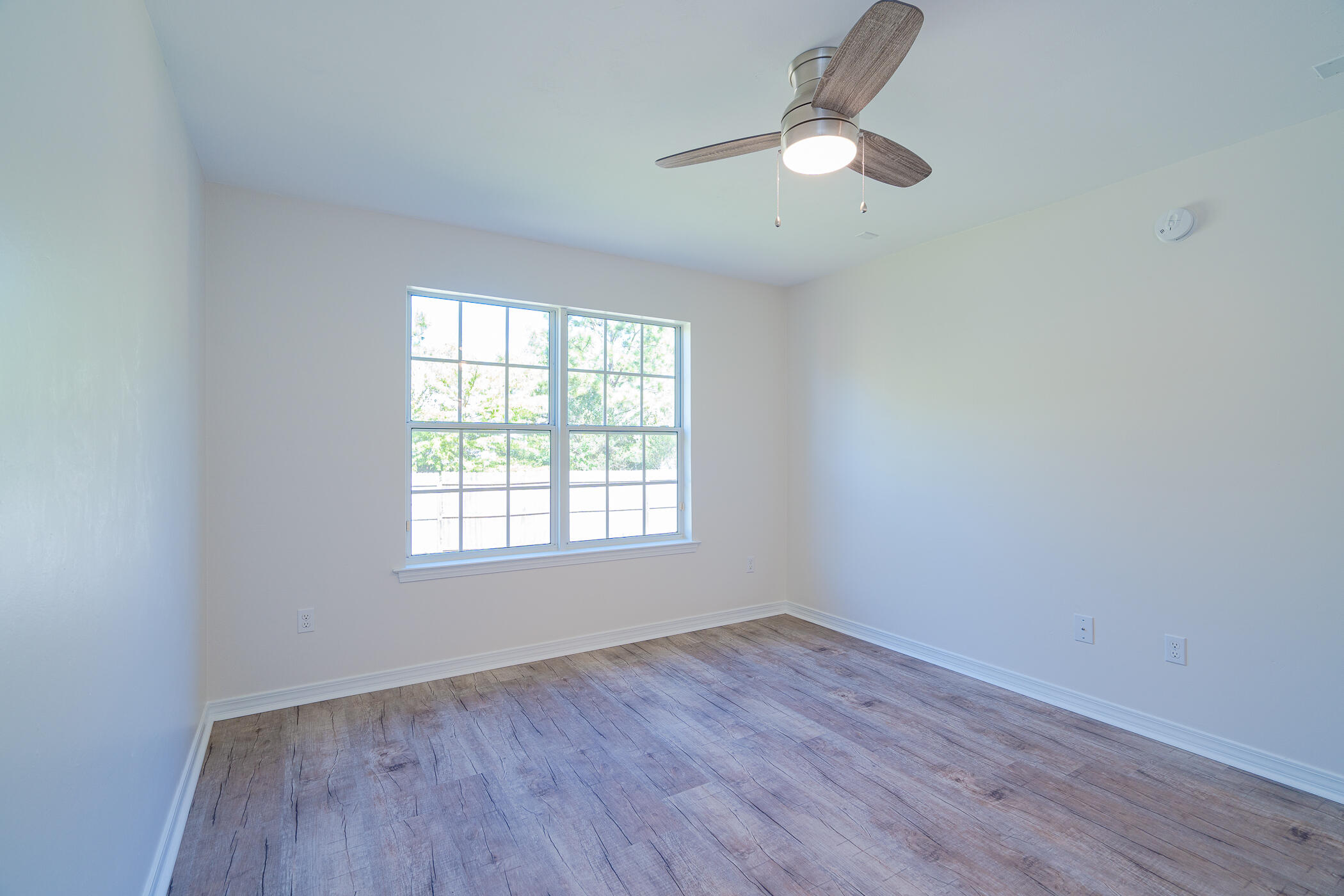 TOWN OF SANTA ROSA - Residential Lease