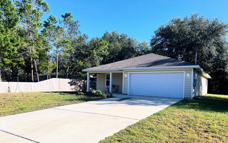 No HOA, well maintained home with stainless steel appliances, granite counter tops, split bedroom floor plan, trey ceiling in master bedroom, partially fenced backyard with plenty of room for a pool. Conveniently located near Golf Course and 10 minutes from the major shopping centers, restaurants and sugar white sandy beaches. Great location for active duty military members or as a rental investment.