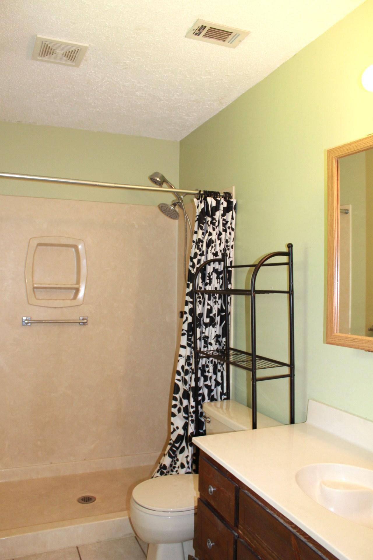 PINEWOOD ESTATES 2 - Residential