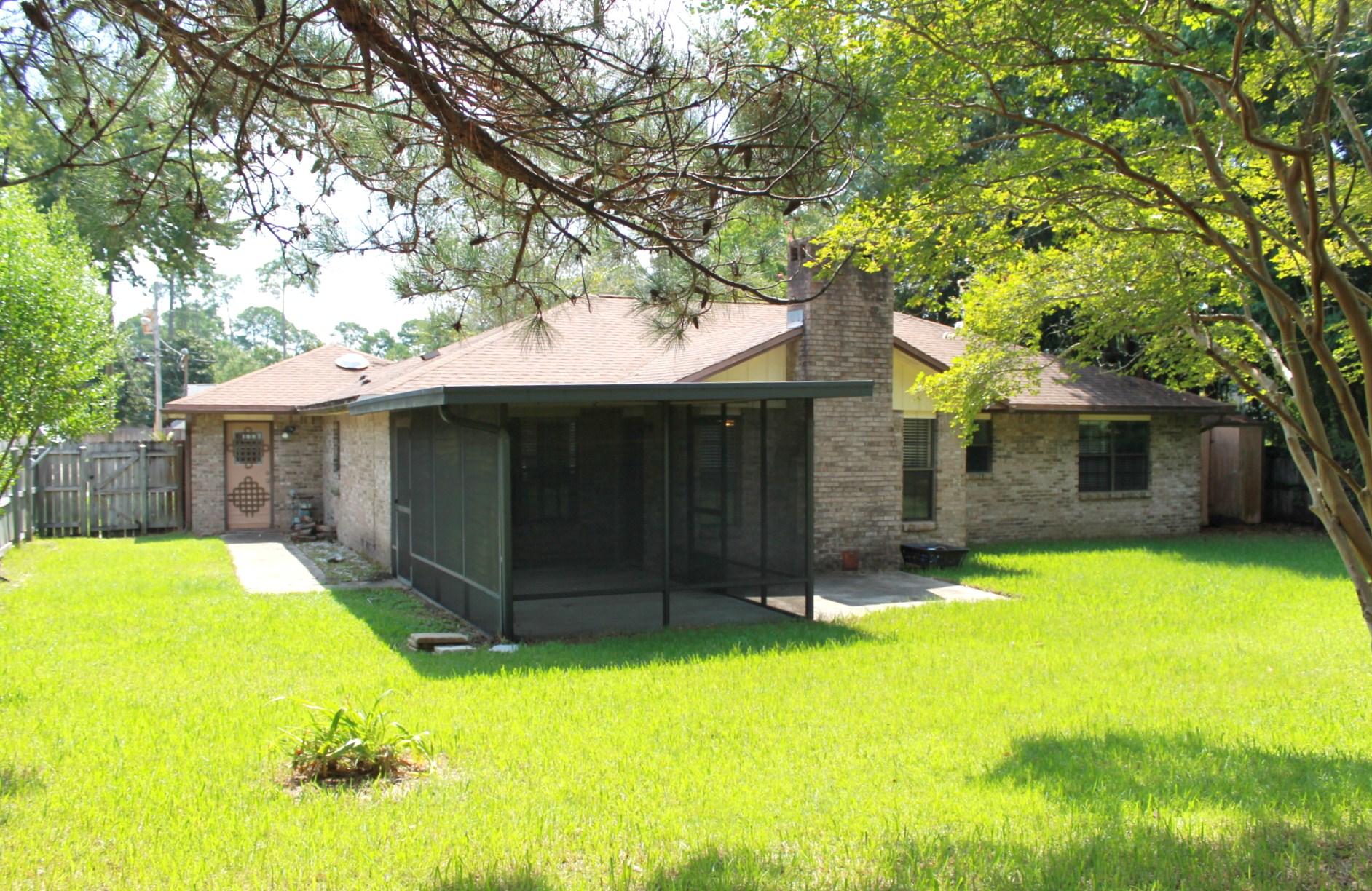 PINEWOOD ESTATES 2 - Residential