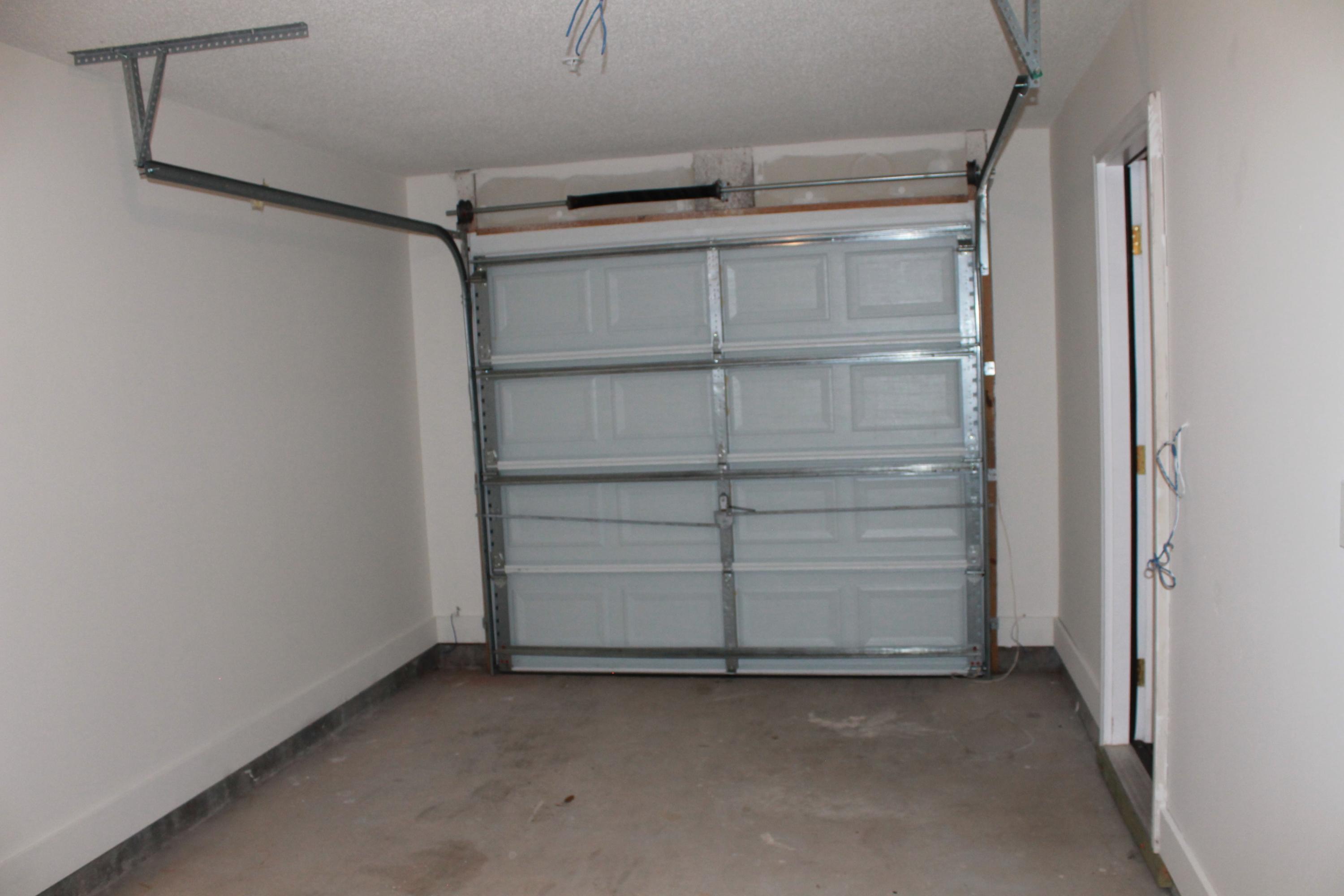 ROLLING PINES - Residential Lease