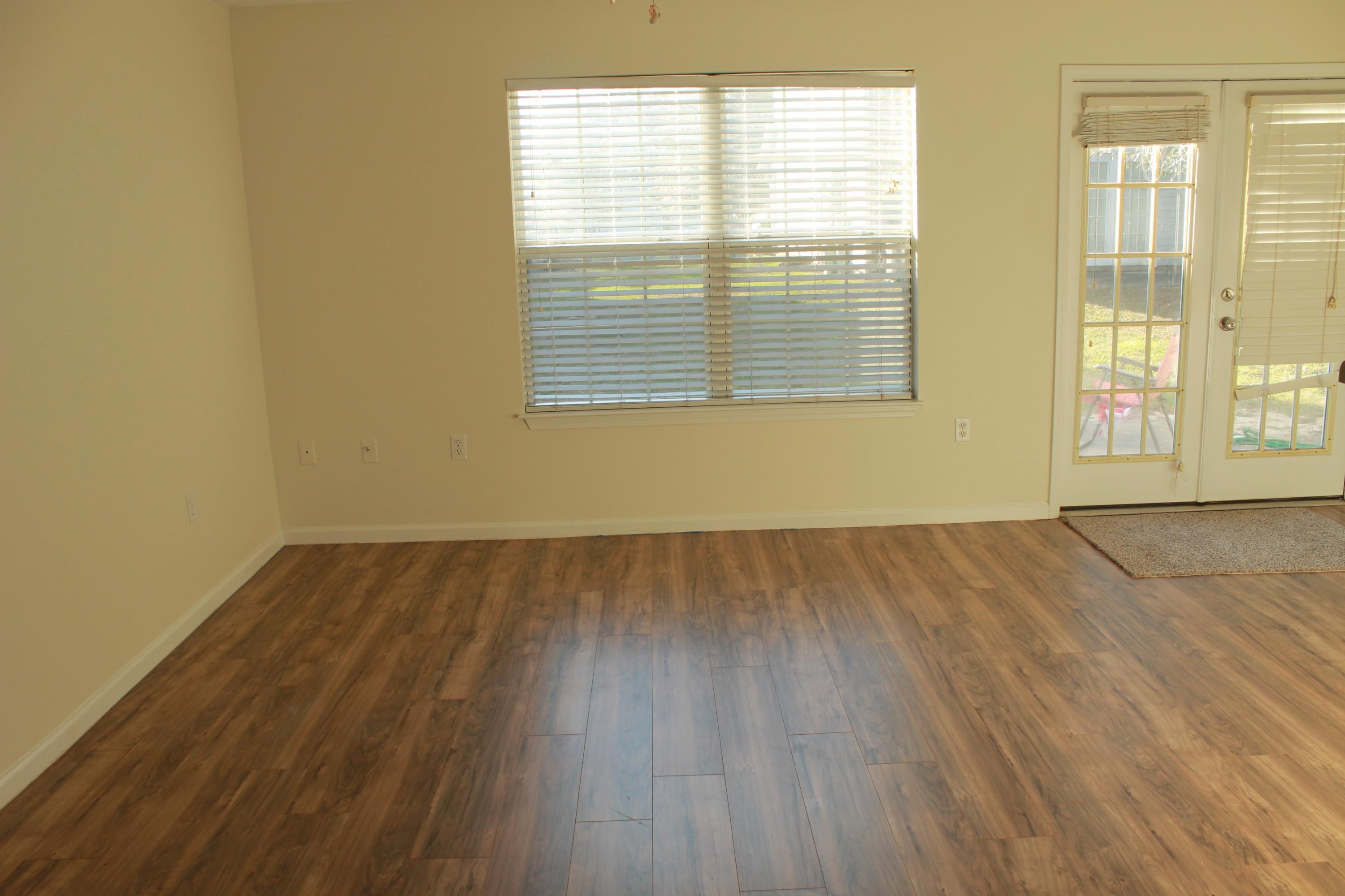 ROLLING PINES - Residential Lease