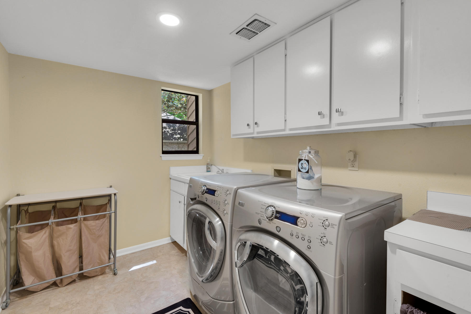 ST ANDREWS VILLAGE NORTH - Residential