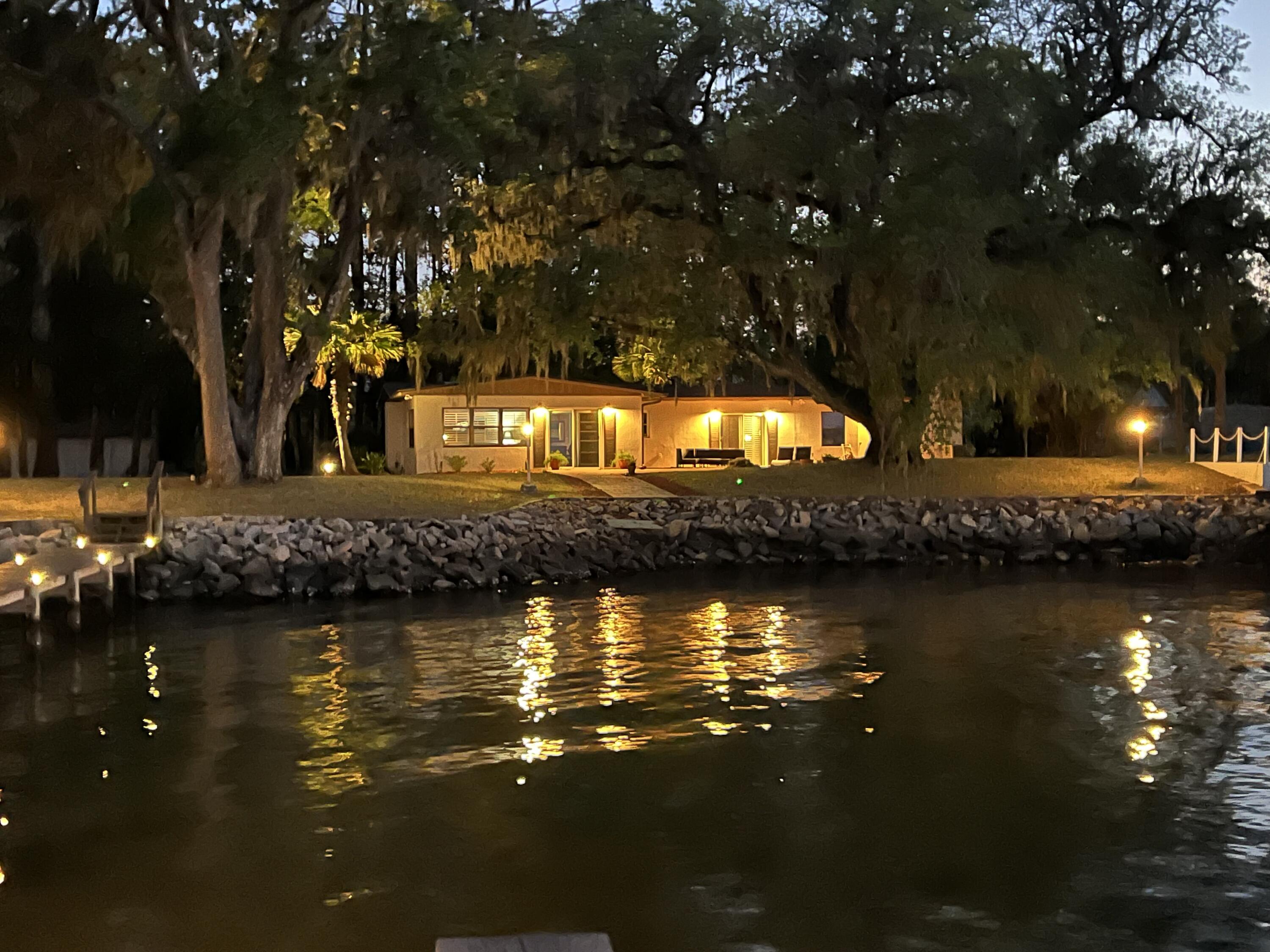 CRIGLER POINT - Residential Lease