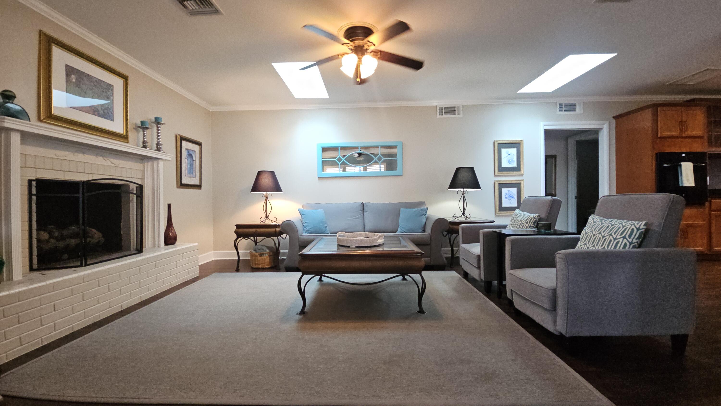 CRIGLER POINT - Residential Lease