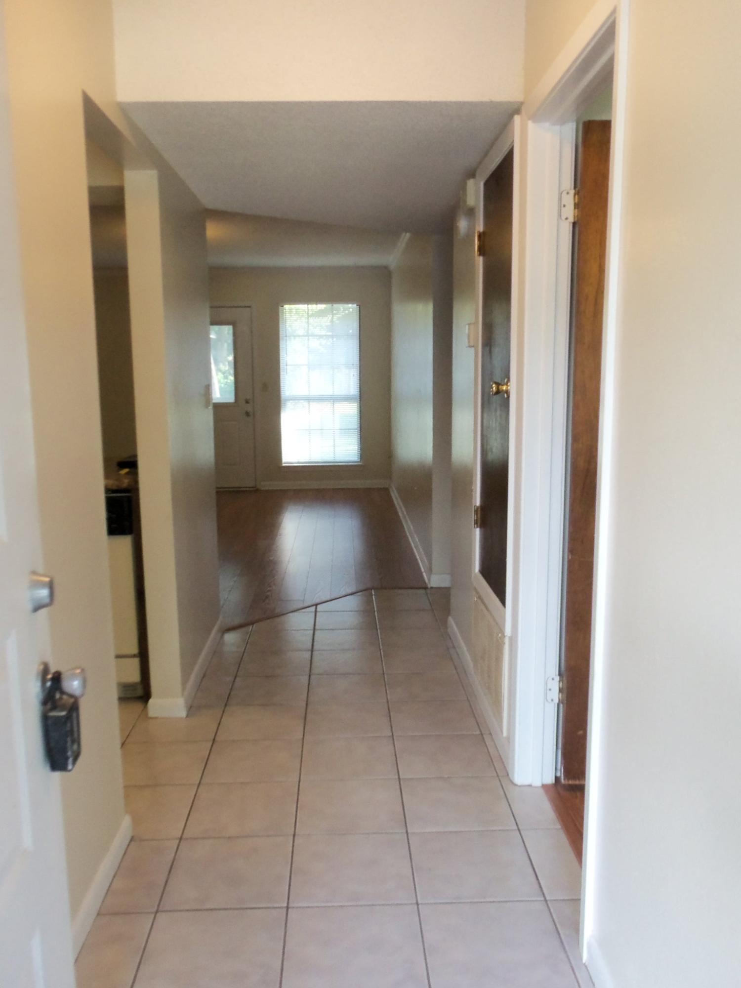 VIKING MANOR PH 1 - Residential Lease