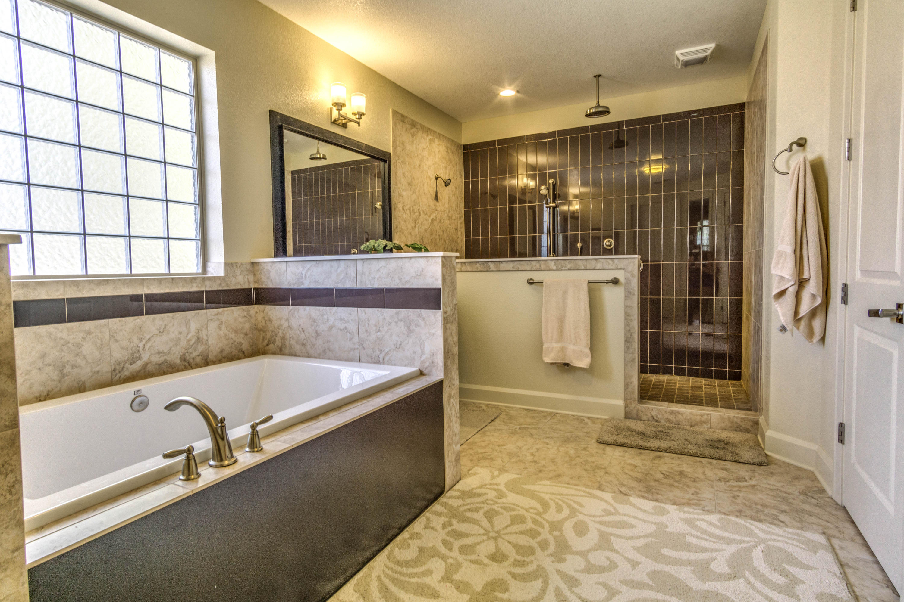 SWIFT CREEK PH VI - Residential