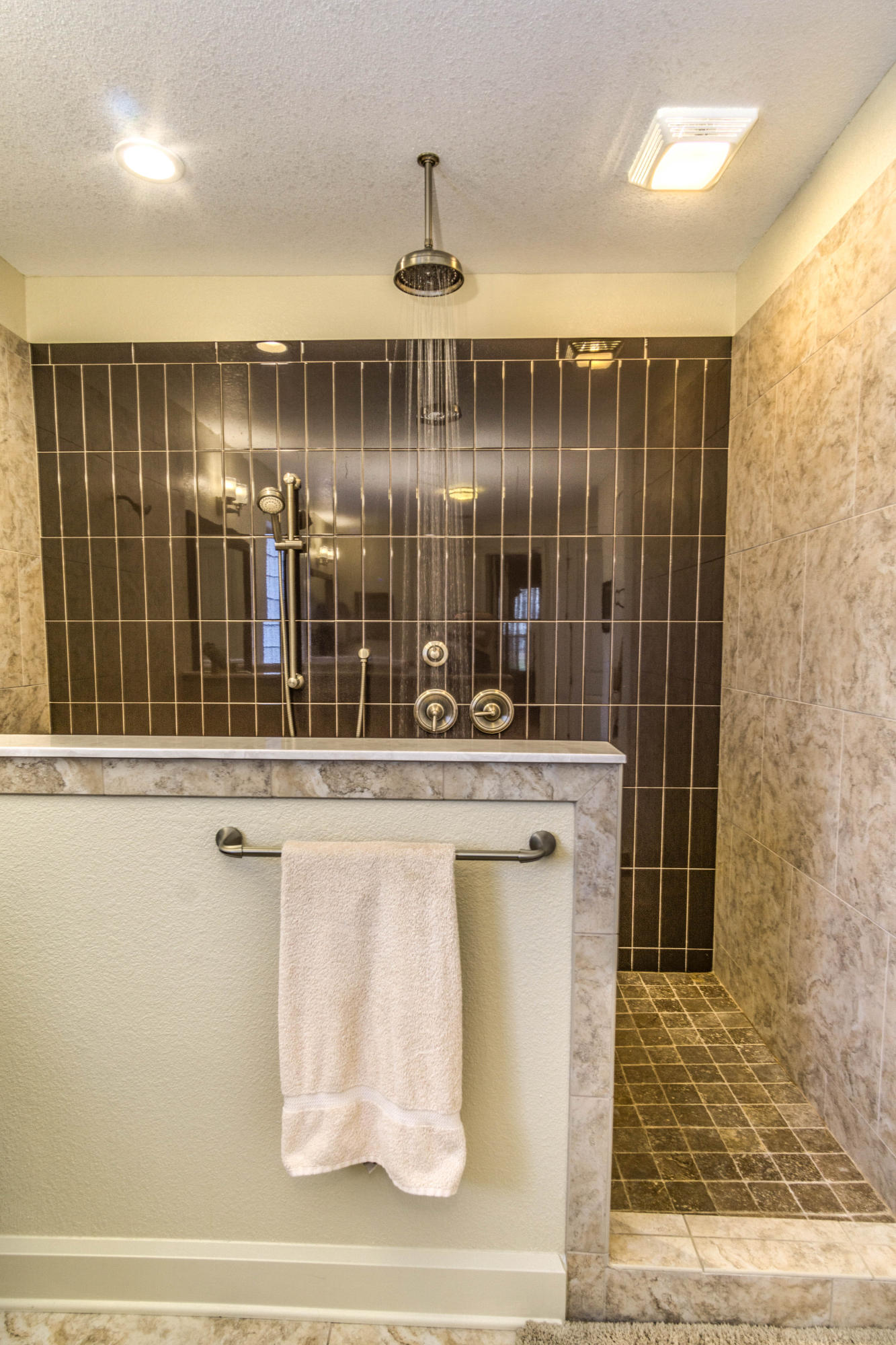 SWIFT CREEK PH VI - Residential