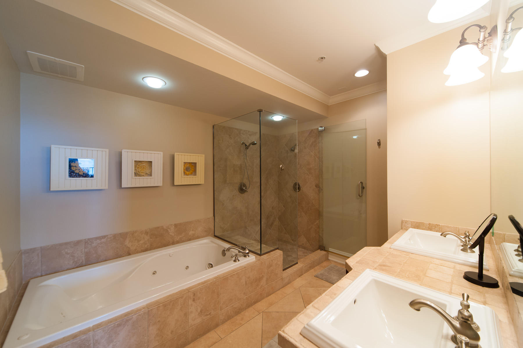 ADAGIO - Residential