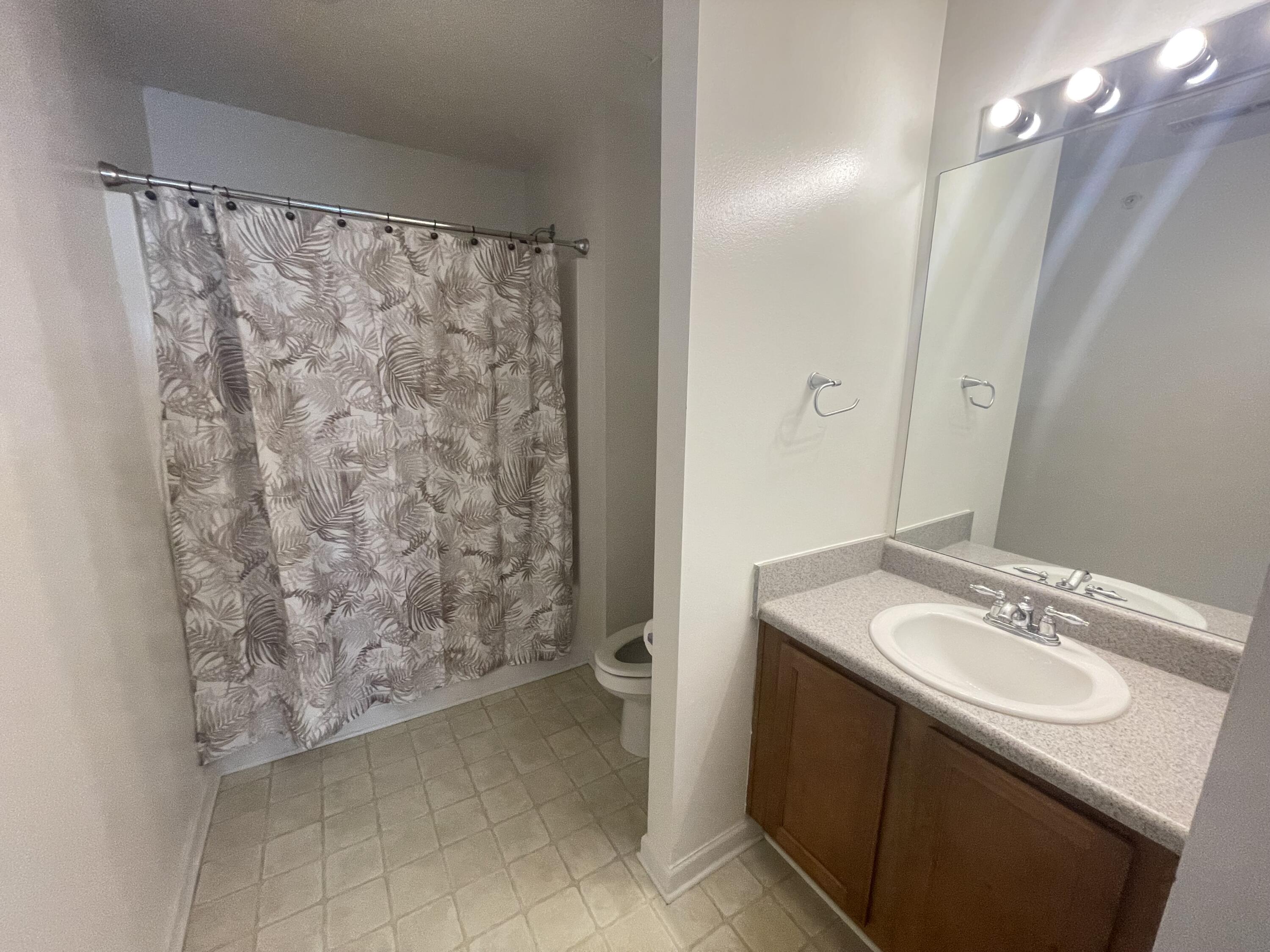 ROLLING PINES - Residential Lease