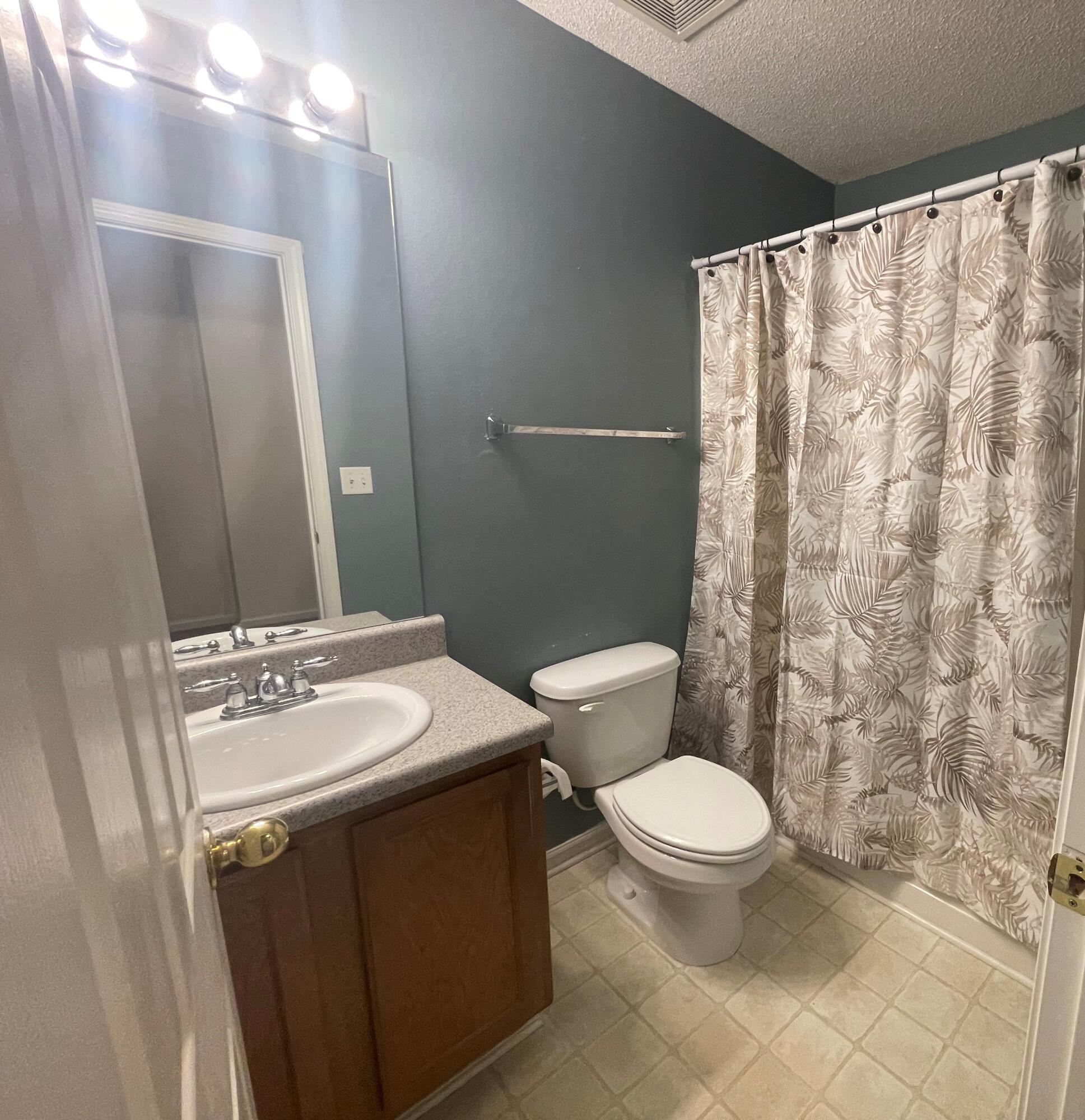 ROLLING PINES - Residential Lease
