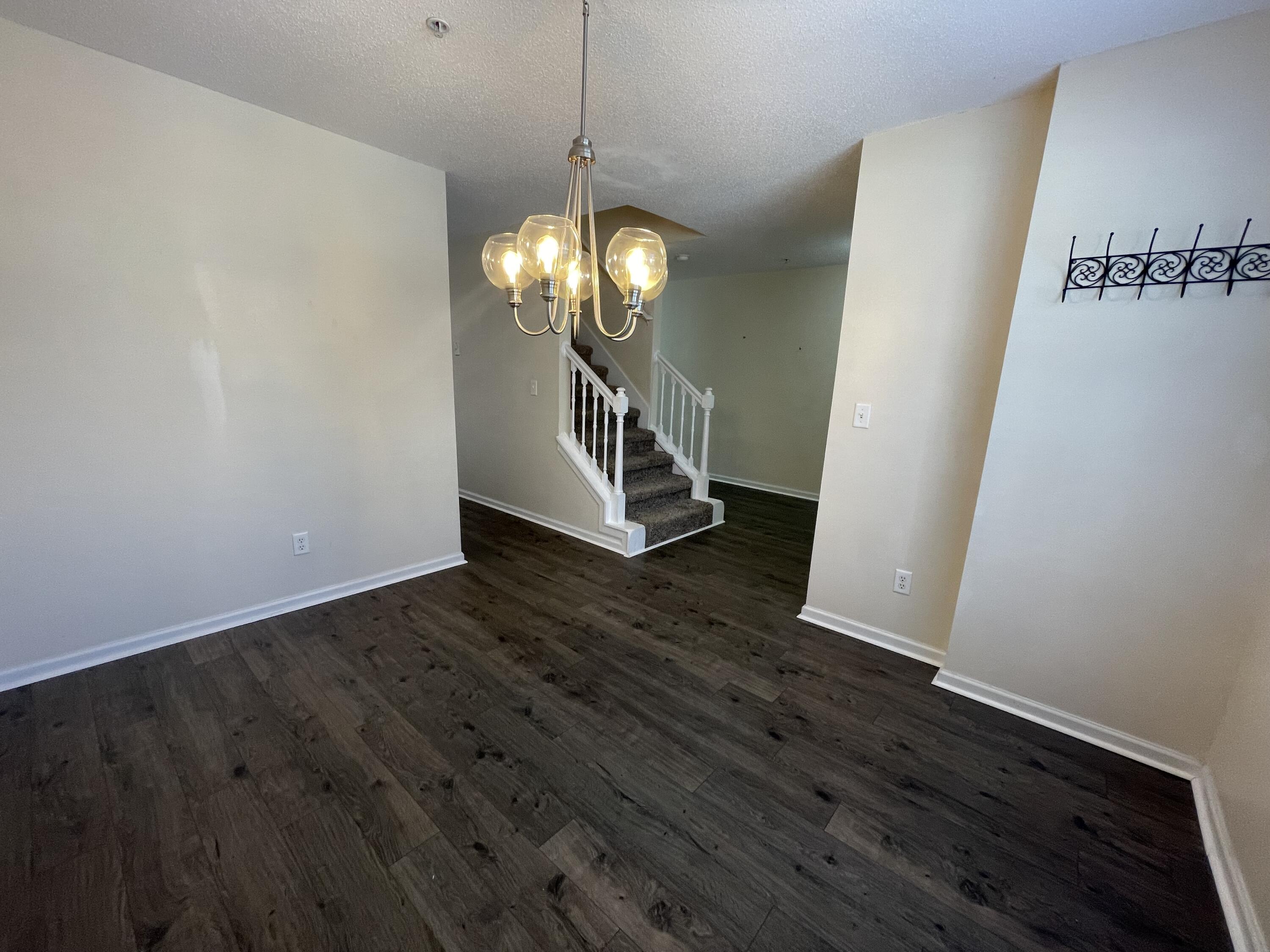 ROLLING PINES - Residential Lease