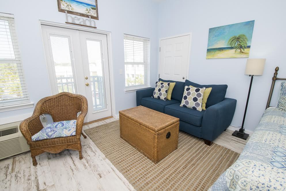 INN AT GULF PLACE - Residential