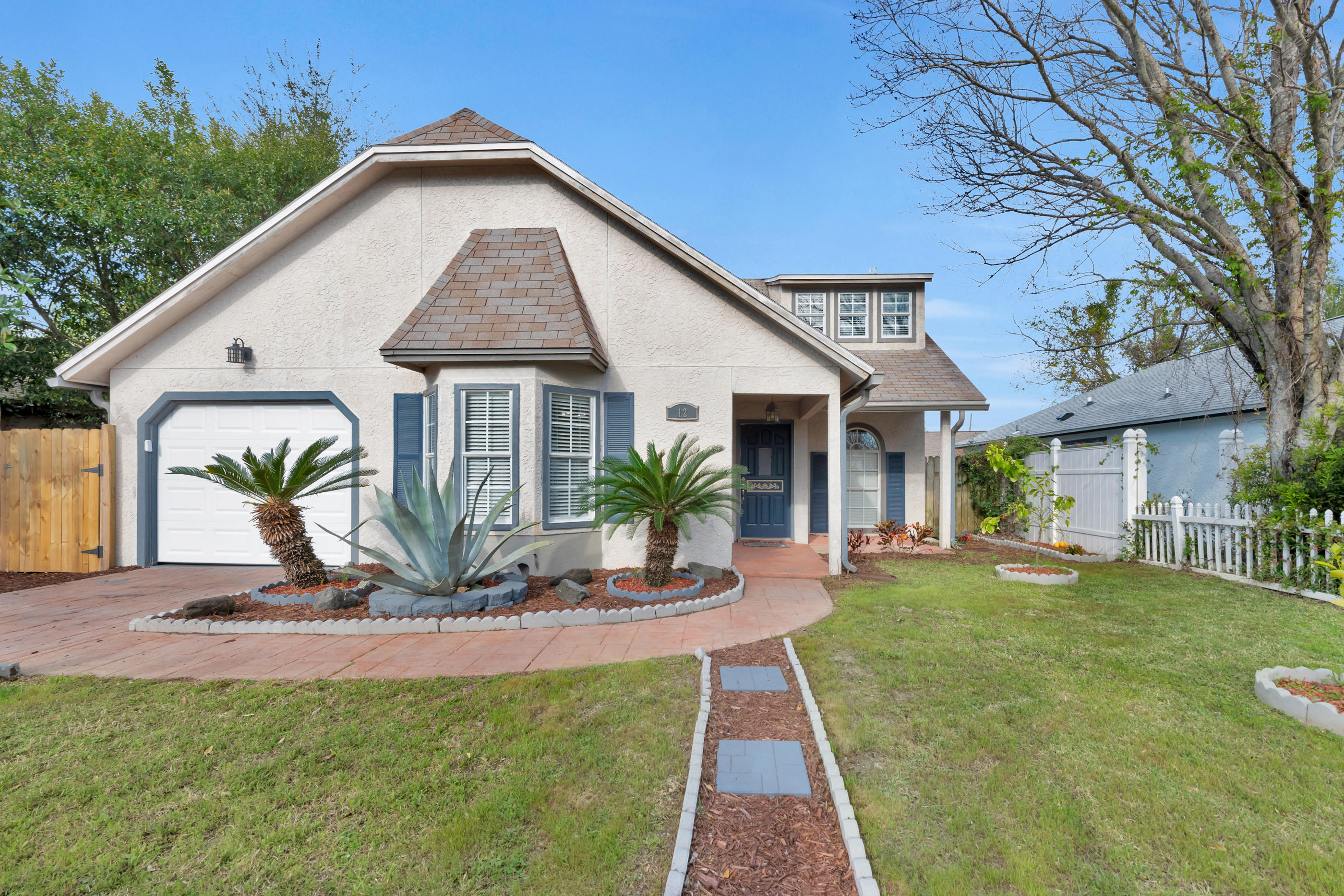 ETRETAT VILLA - Residential