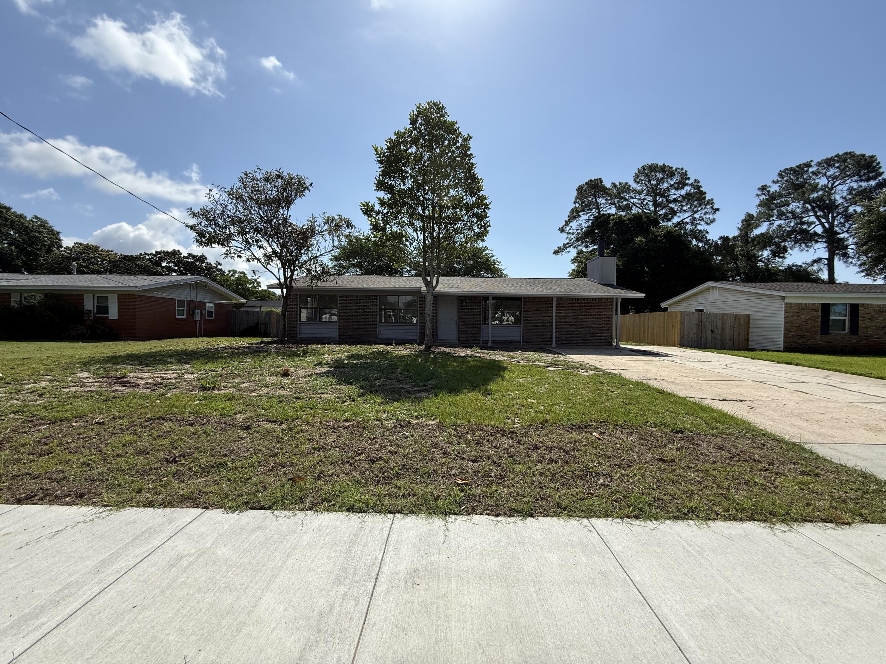 MARY ESTHER HEIGHTS - Residential