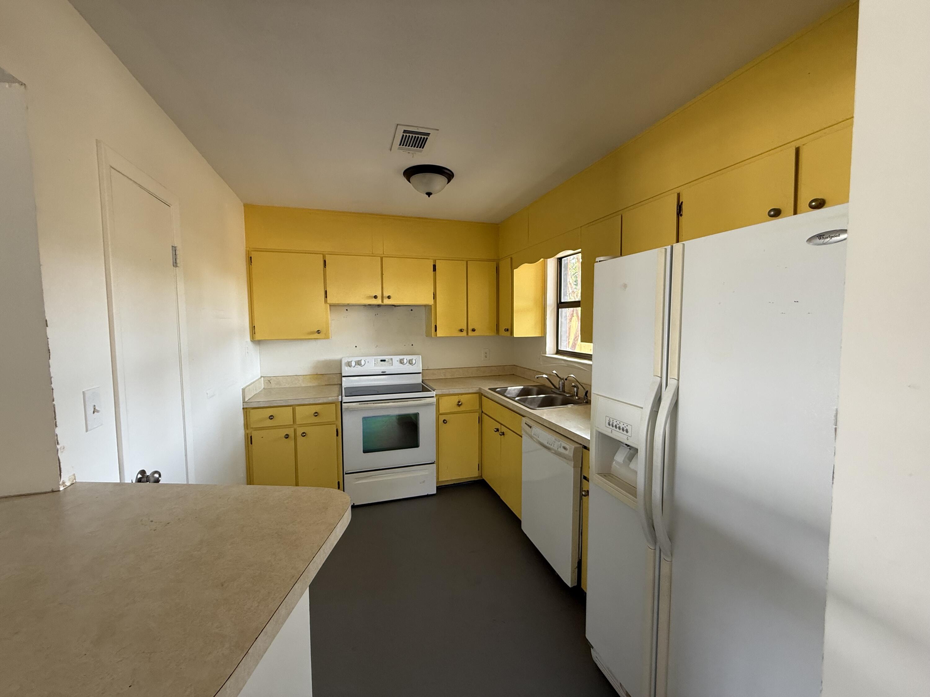 MARY ESTHER HEIGHTS - Residential