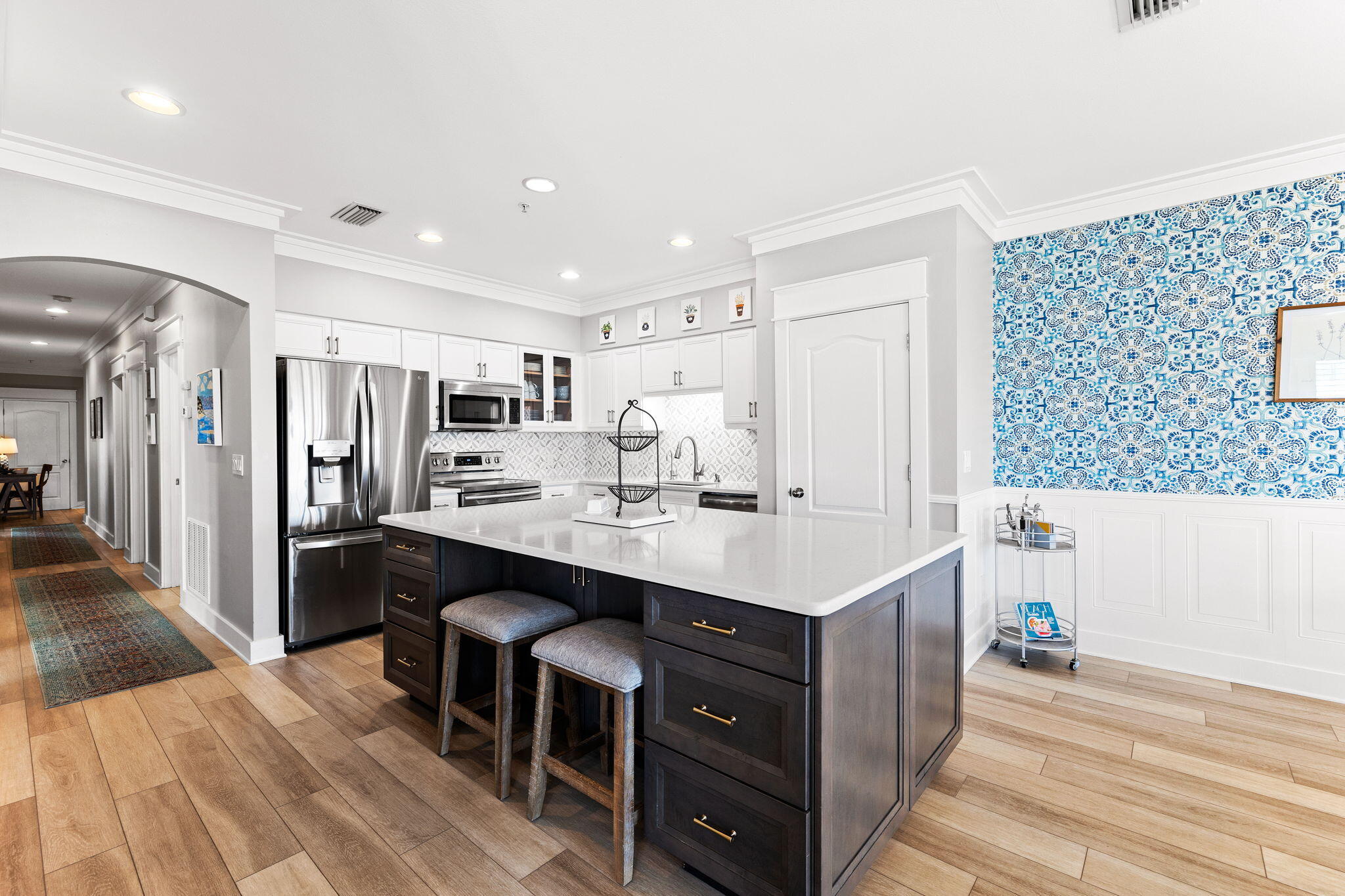 SEAVIEW VILLAS - Residential