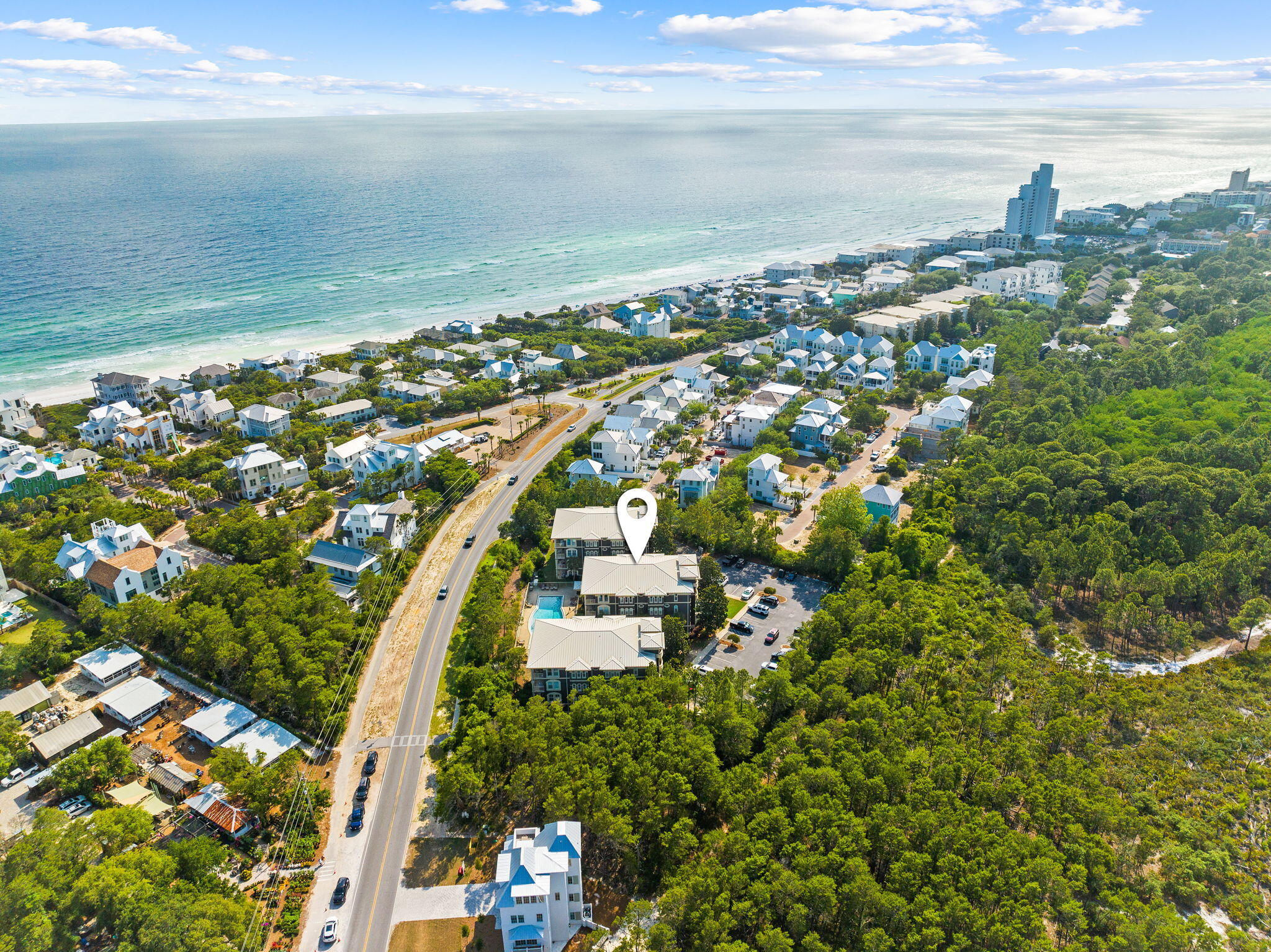 SEAVIEW VILLAS - Residential