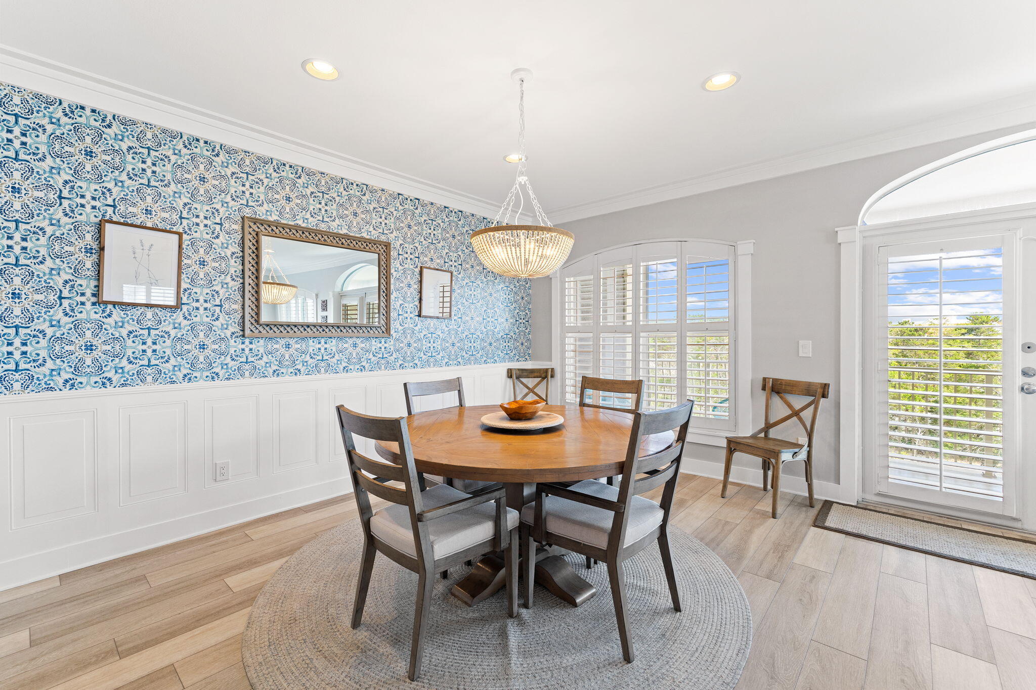 SEAVIEW VILLAS - Residential