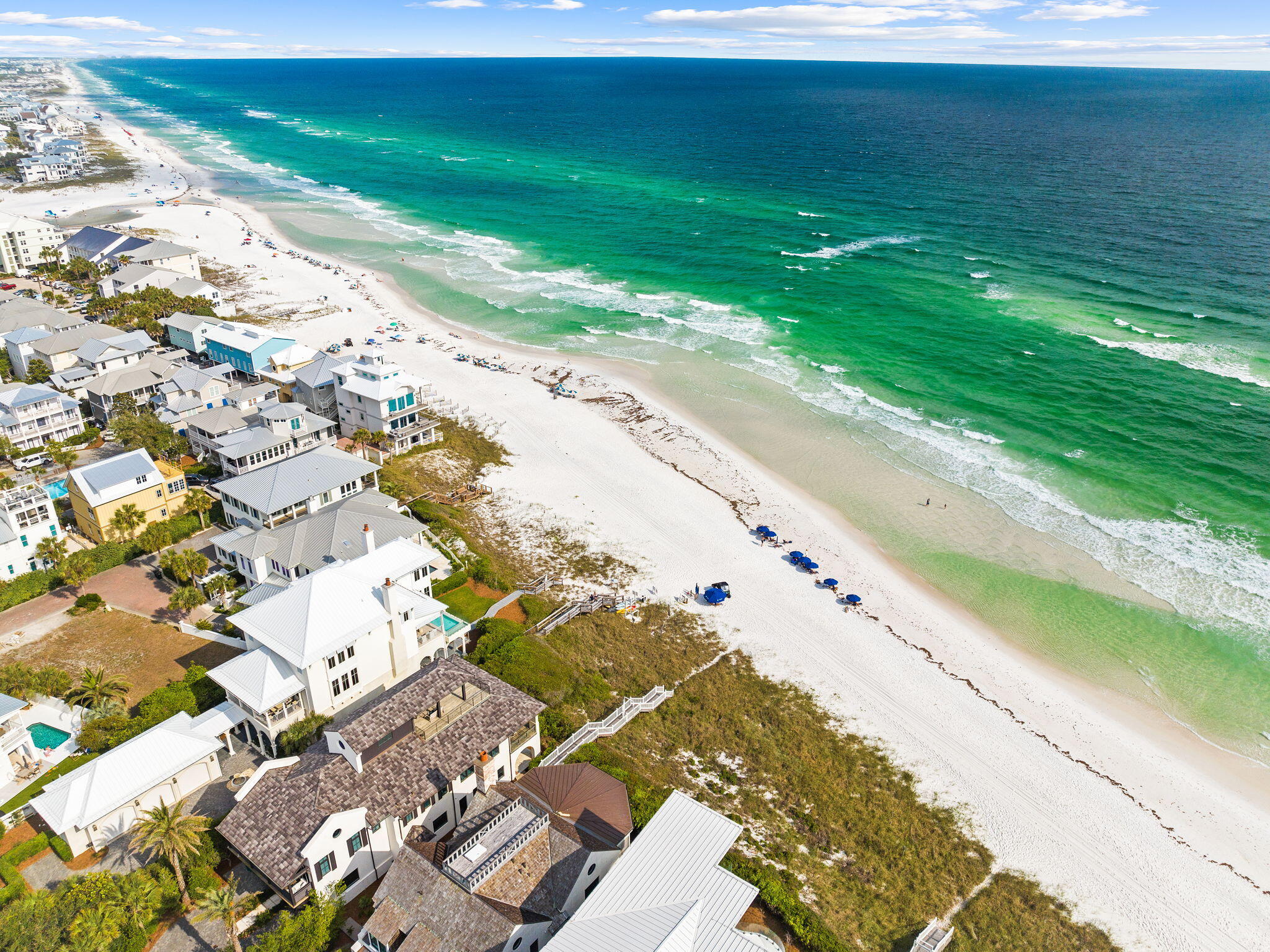 SEAVIEW VILLAS - Residential