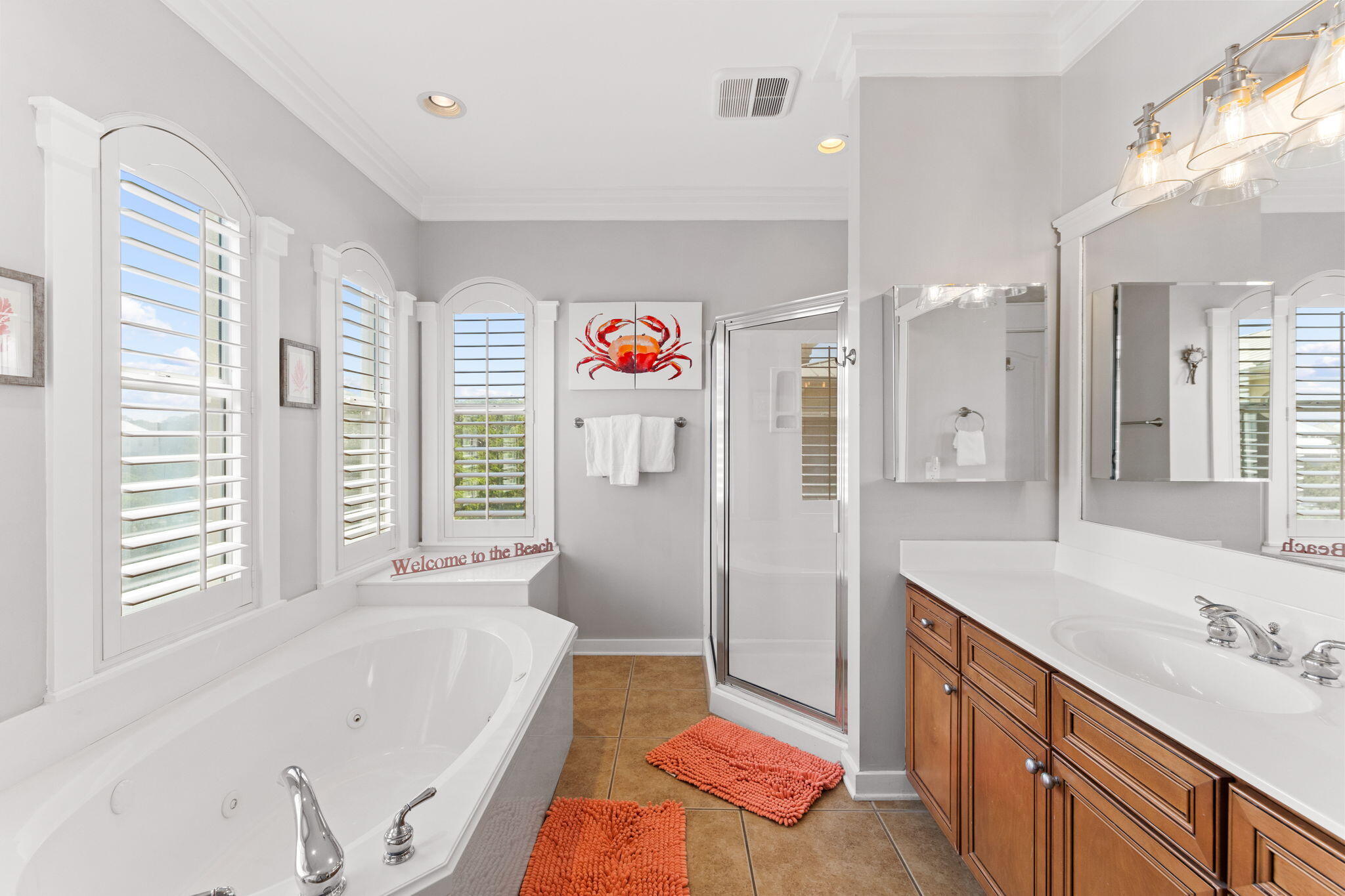 SEAVIEW VILLAS - Residential