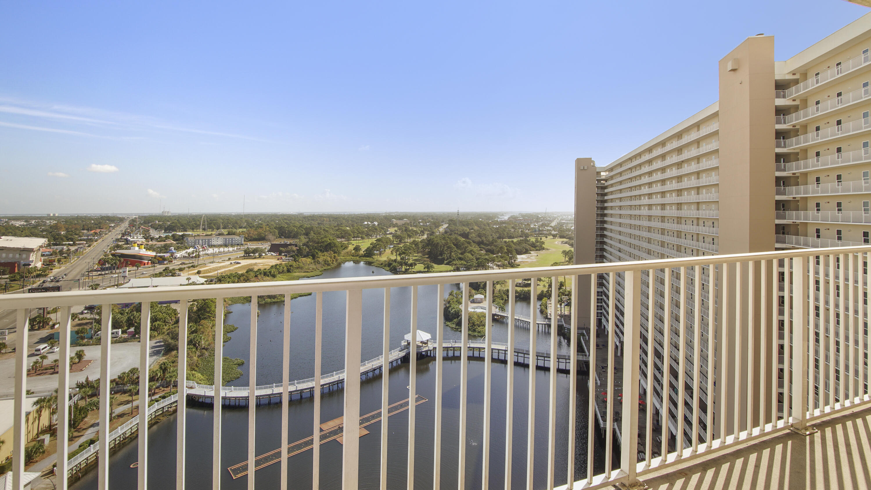 Laketown Wharf - Residential