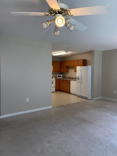 ROLLING PINES - Residential Lease