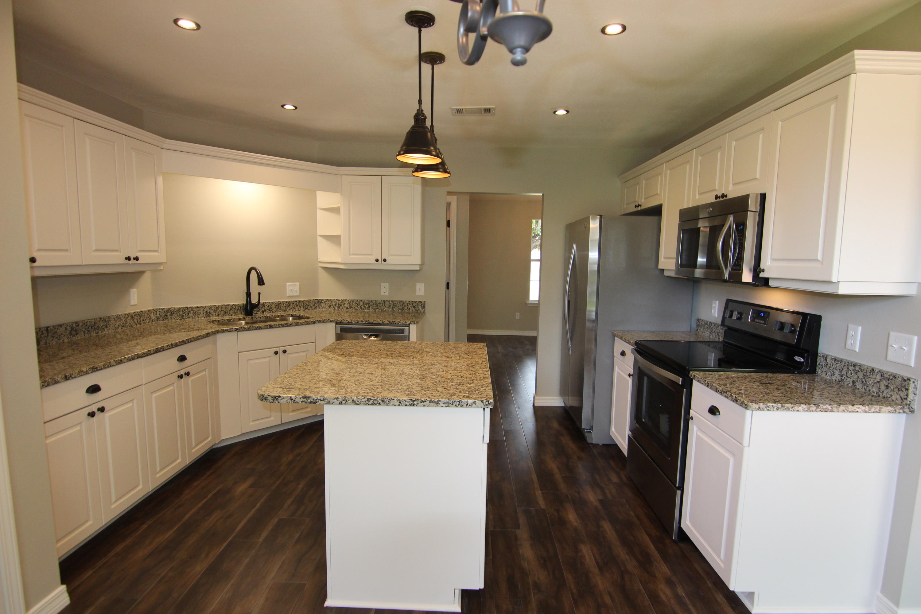 COUNTRY BREEZE ESTATES - Residential