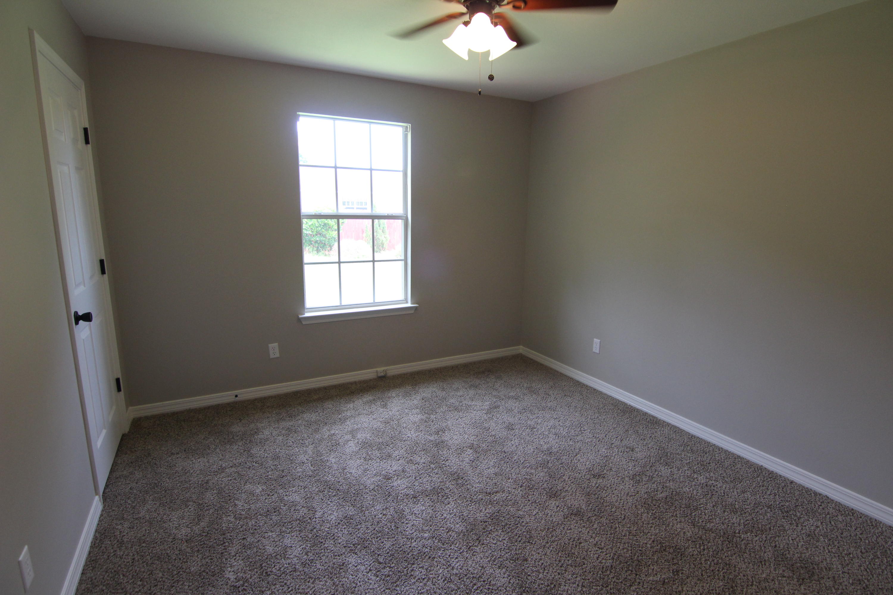 COUNTRY BREEZE ESTATES - Residential