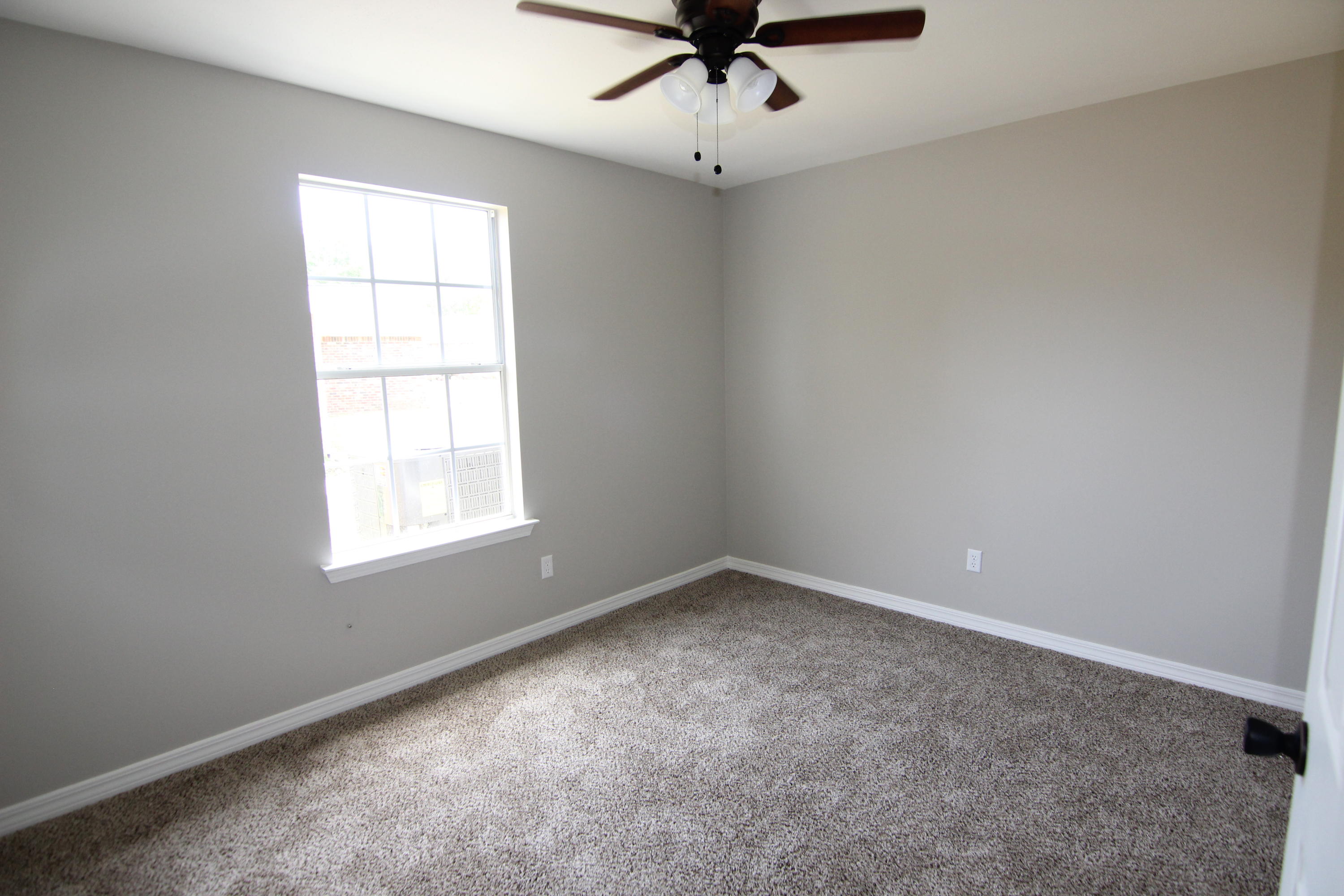 COUNTRY BREEZE ESTATES - Residential