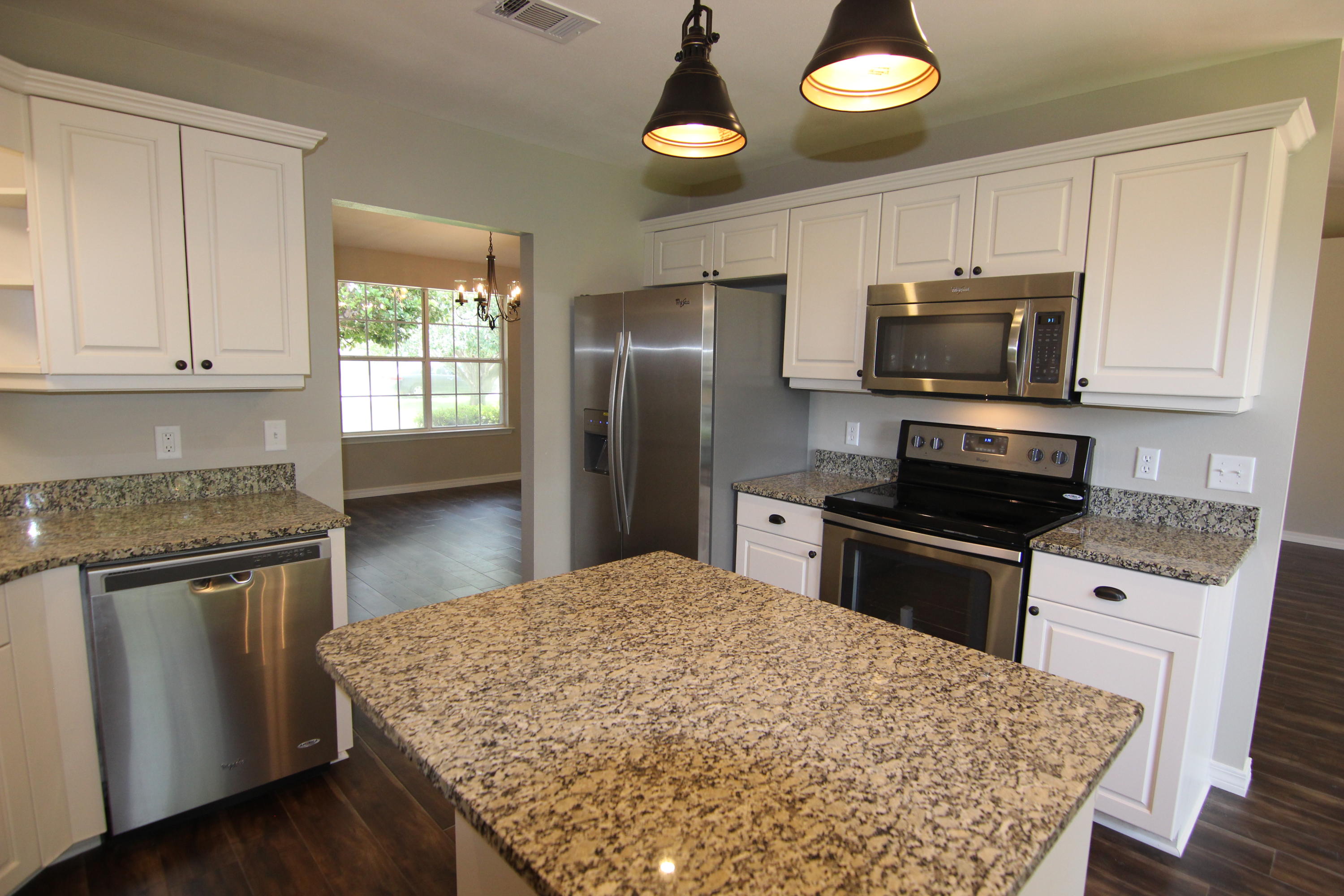 COUNTRY BREEZE ESTATES - Residential