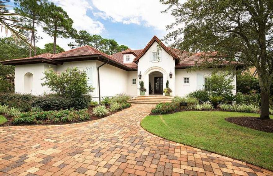 Beautiful home located in Burnt Pine - Bay Estates, the exclusive neighborhood of Sandestin Resort.Bedroom InformationBedrooms: 4Bedroom: First, SecondMaster Bedroom: FirstBathroom InformationFull Baths: 4Half Baths: 1Total Baths: 5.00