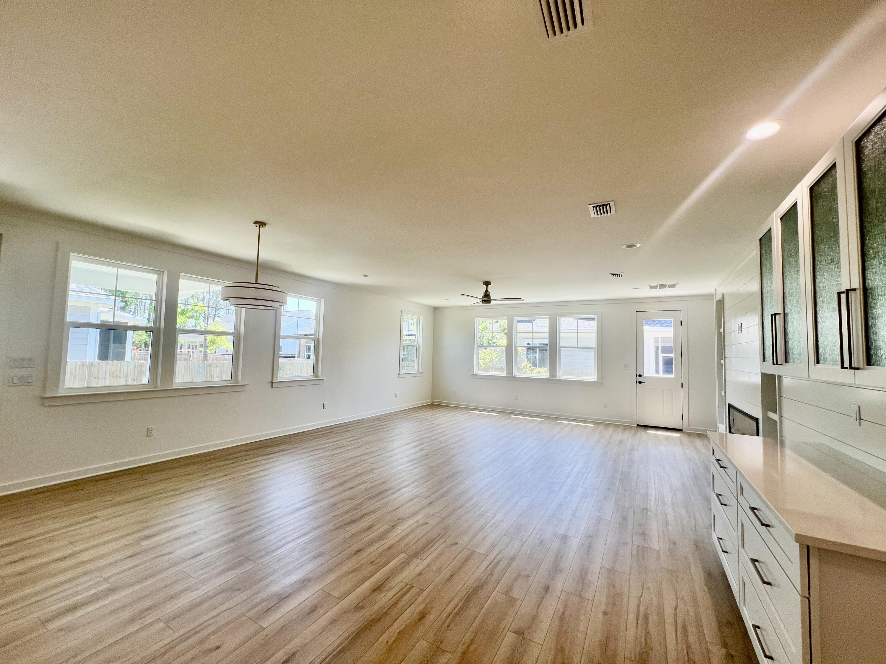 Deer Moss Creek - Residential