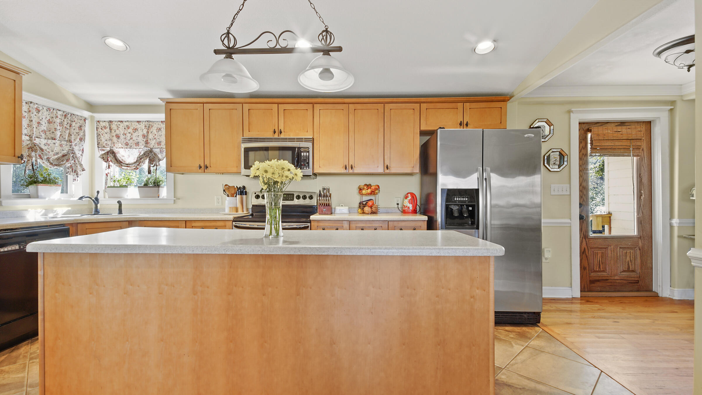 Hoyts Subdivision - Residential Lease