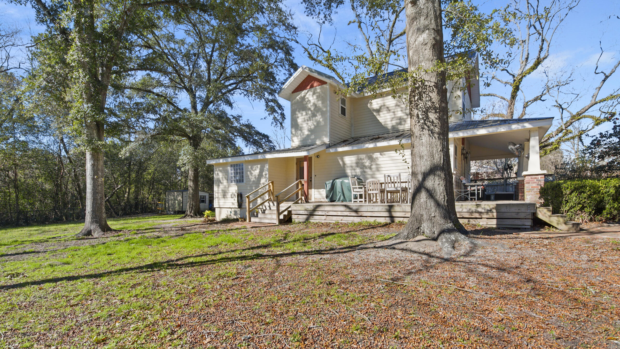 Hoyts Subdivision - Residential Lease