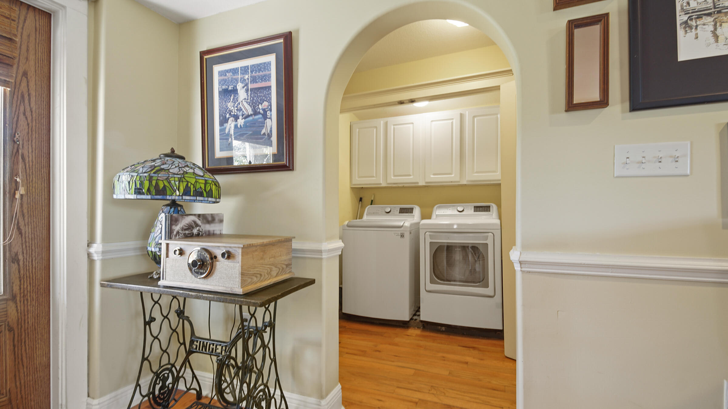 Hoyts Subdivision - Residential Lease