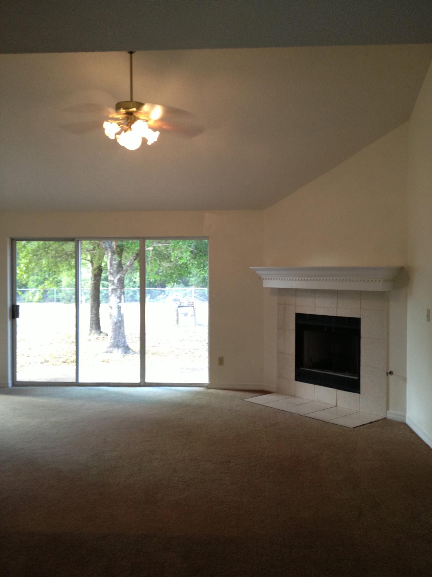 LAKE TANTARA 3 - Residential