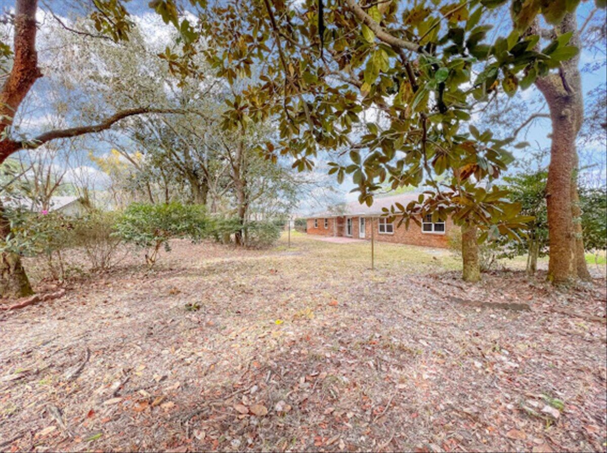 PINE LAKE ESTATES - Residential