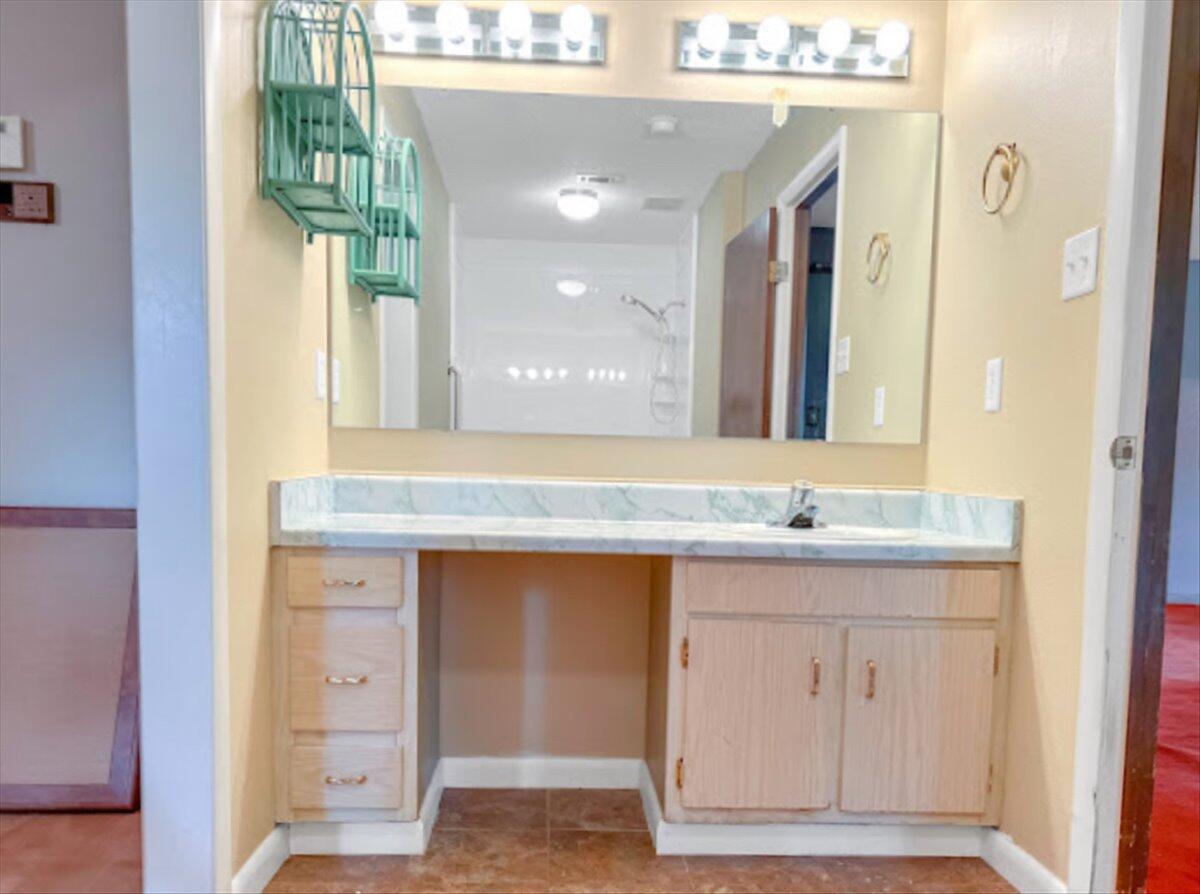 PINE LAKE ESTATES - Residential