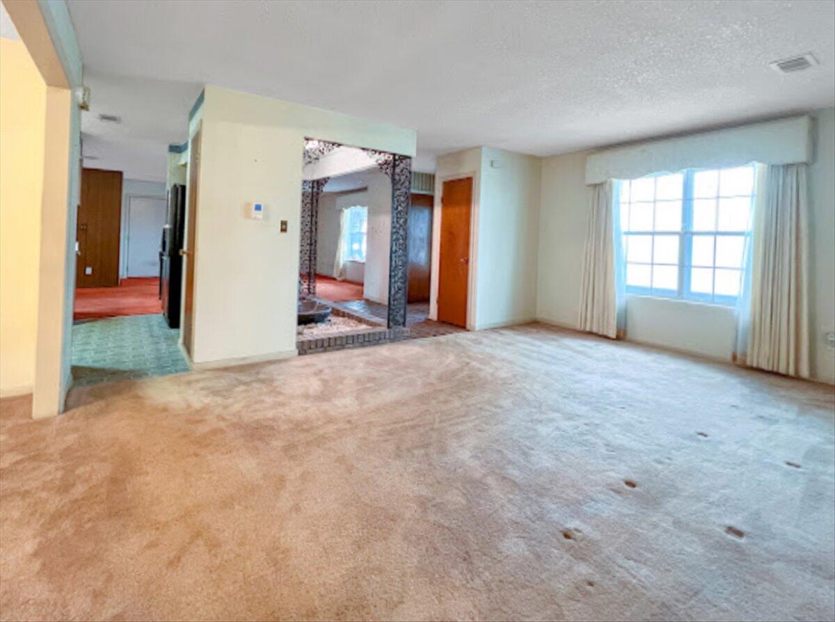 PINE LAKE ESTATES - Residential