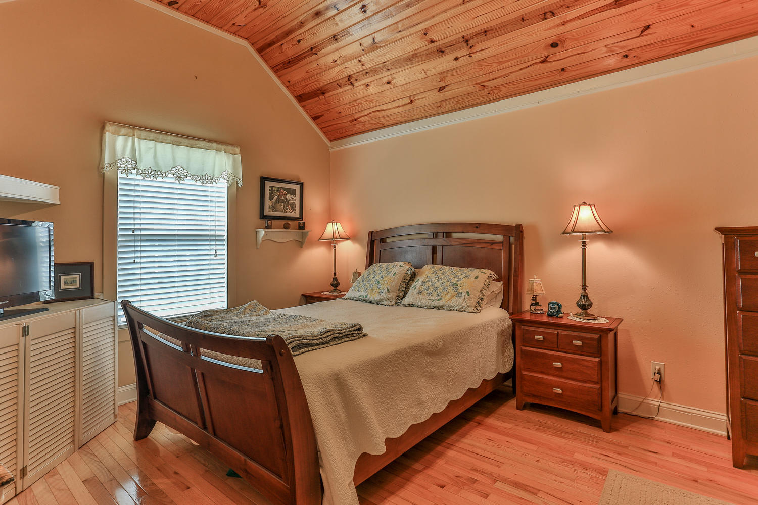 PISCES COVE 1ST ADDN - Residential