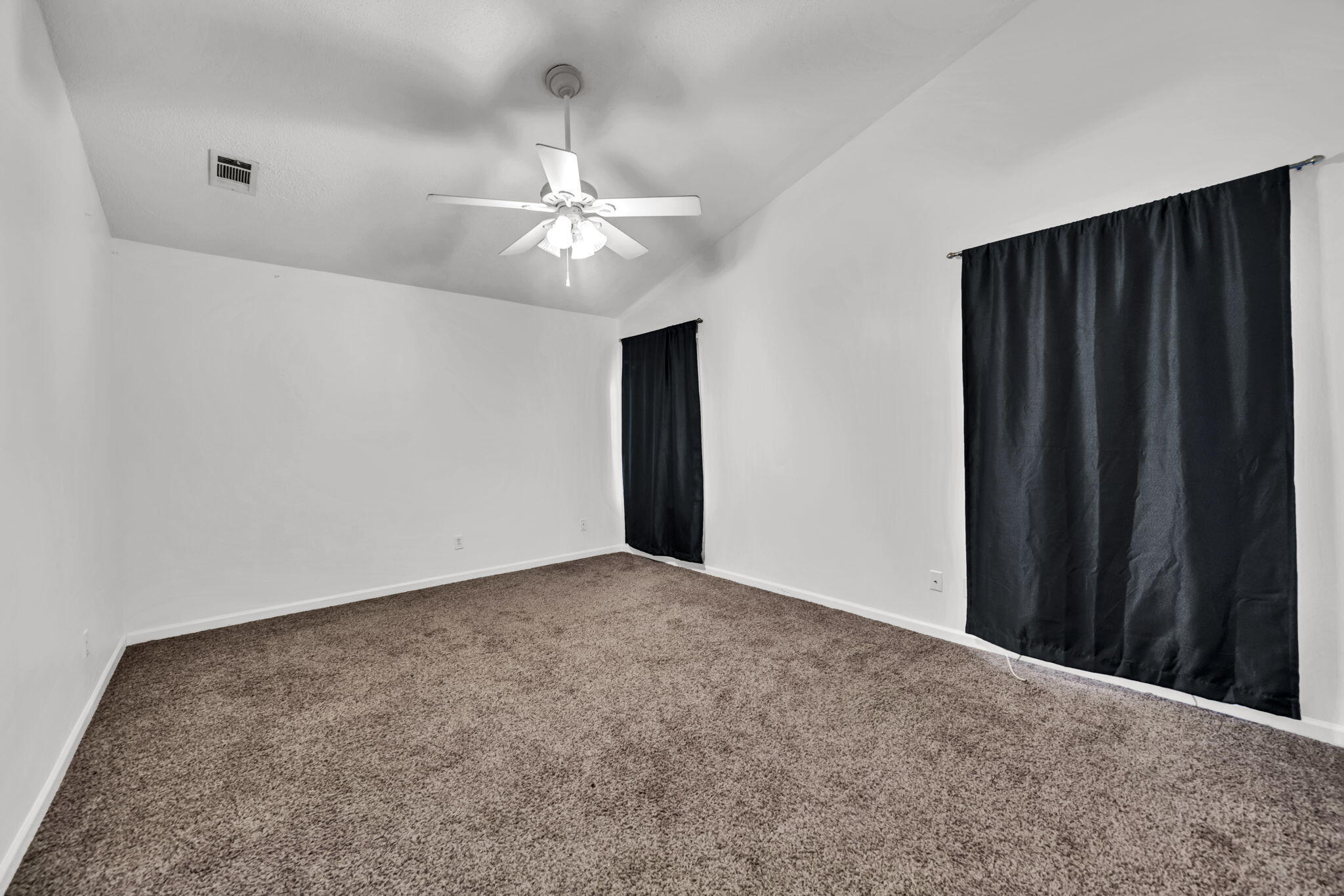 CREEKSIDE 4 - Residential Lease