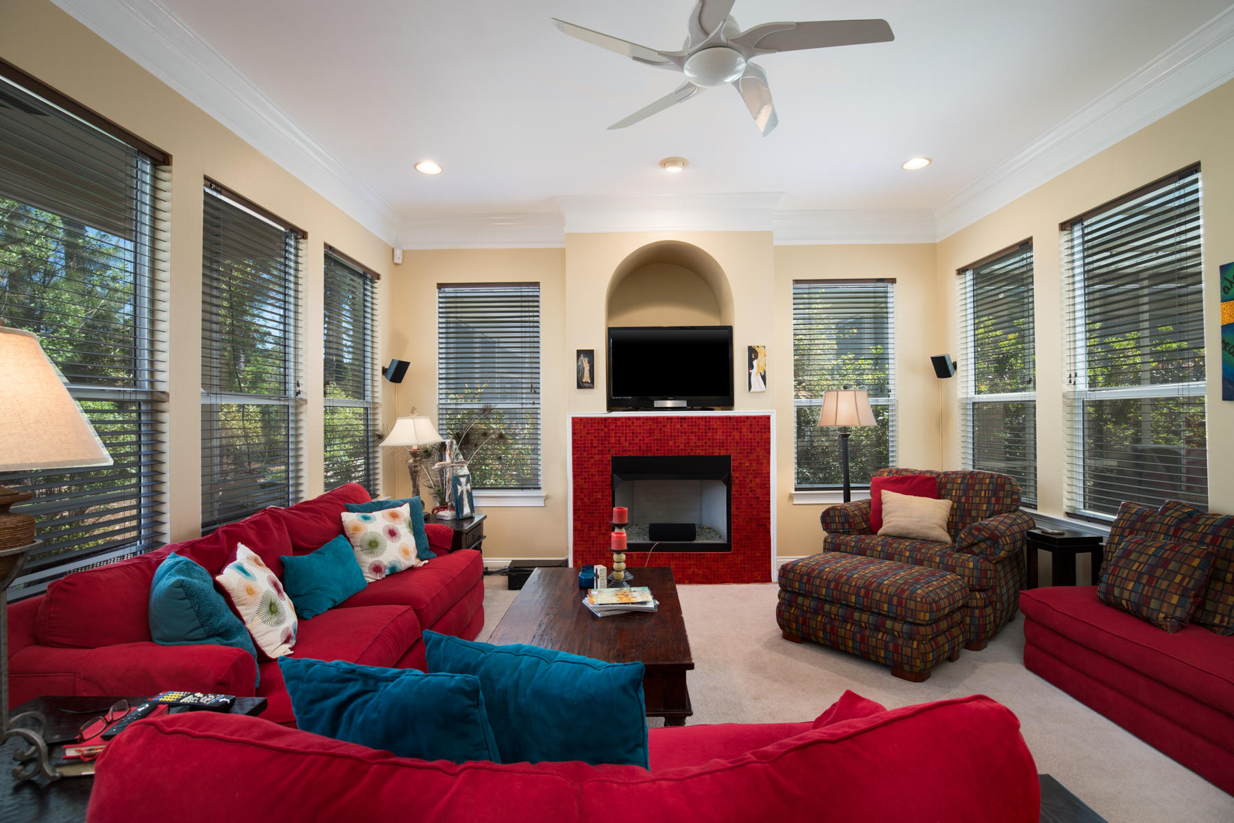 FAIRWAY VILLAS - Residential