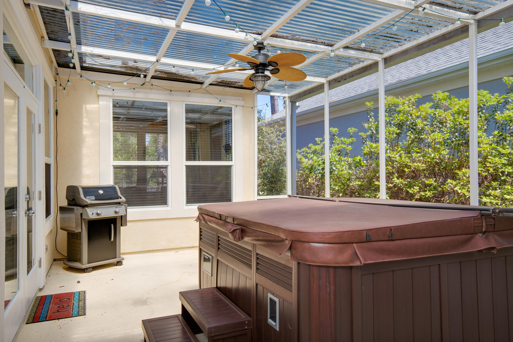 FAIRWAY VILLAS - Residential