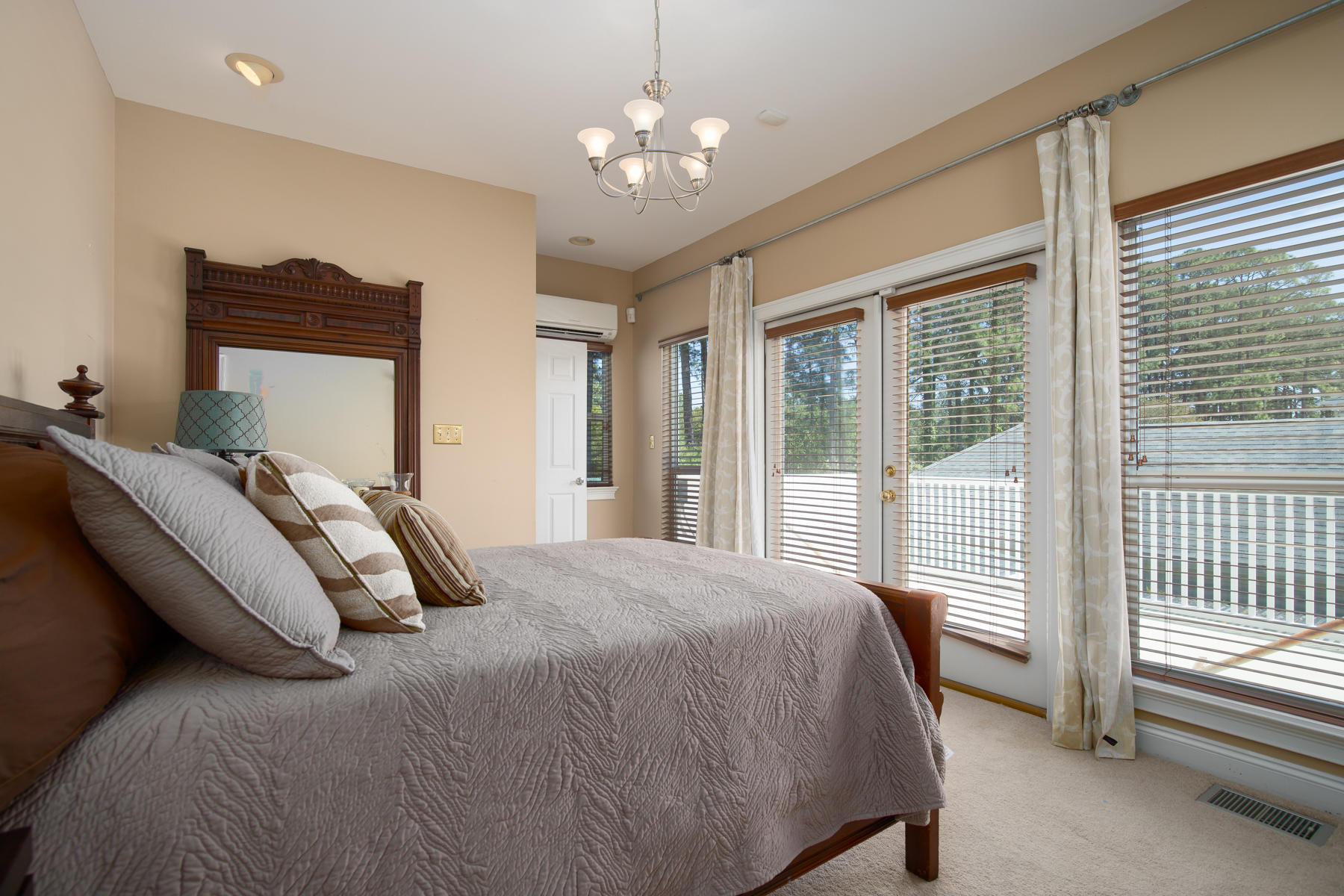 FAIRWAY VILLAS - Residential