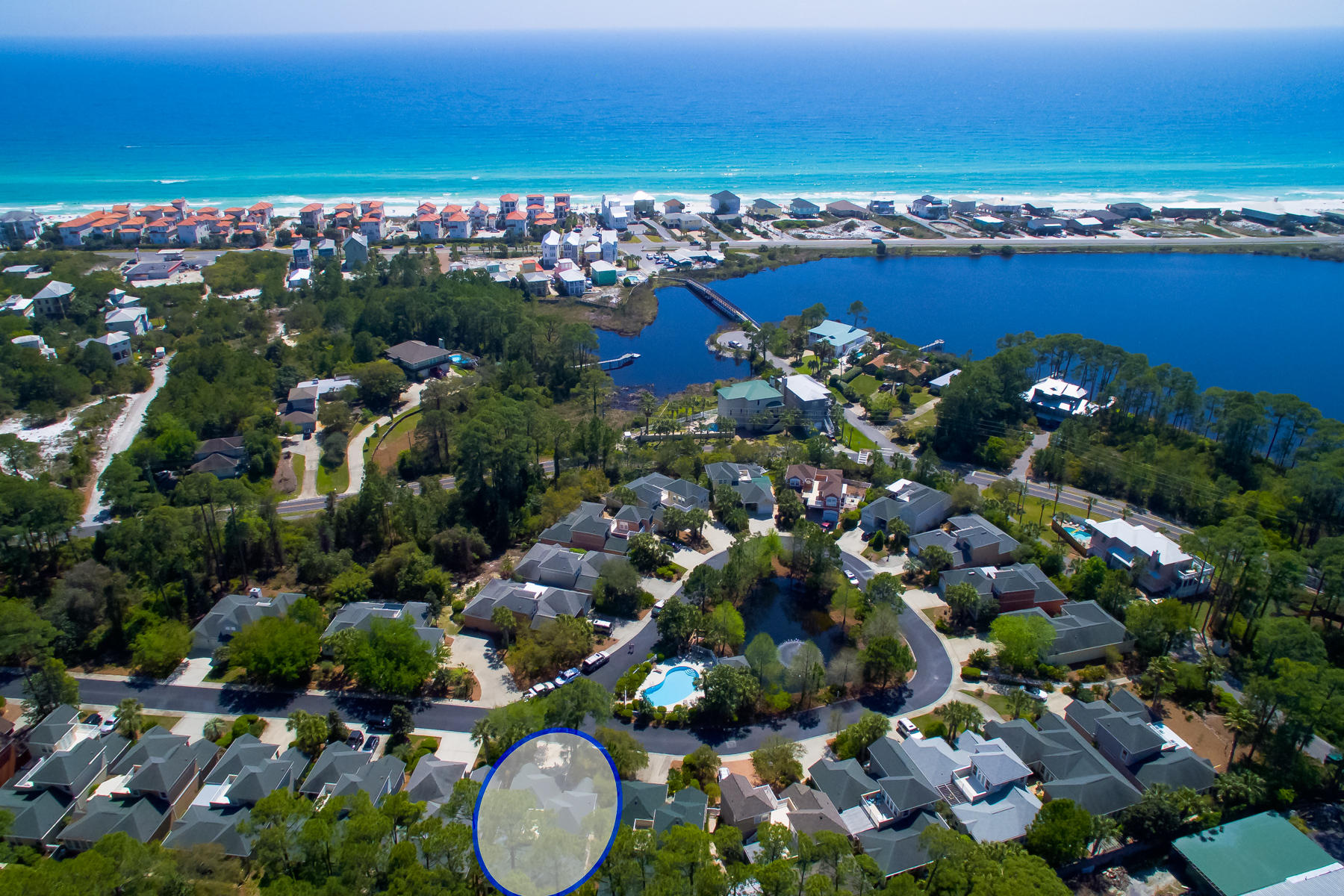 FAIRWAY VILLAS - Residential