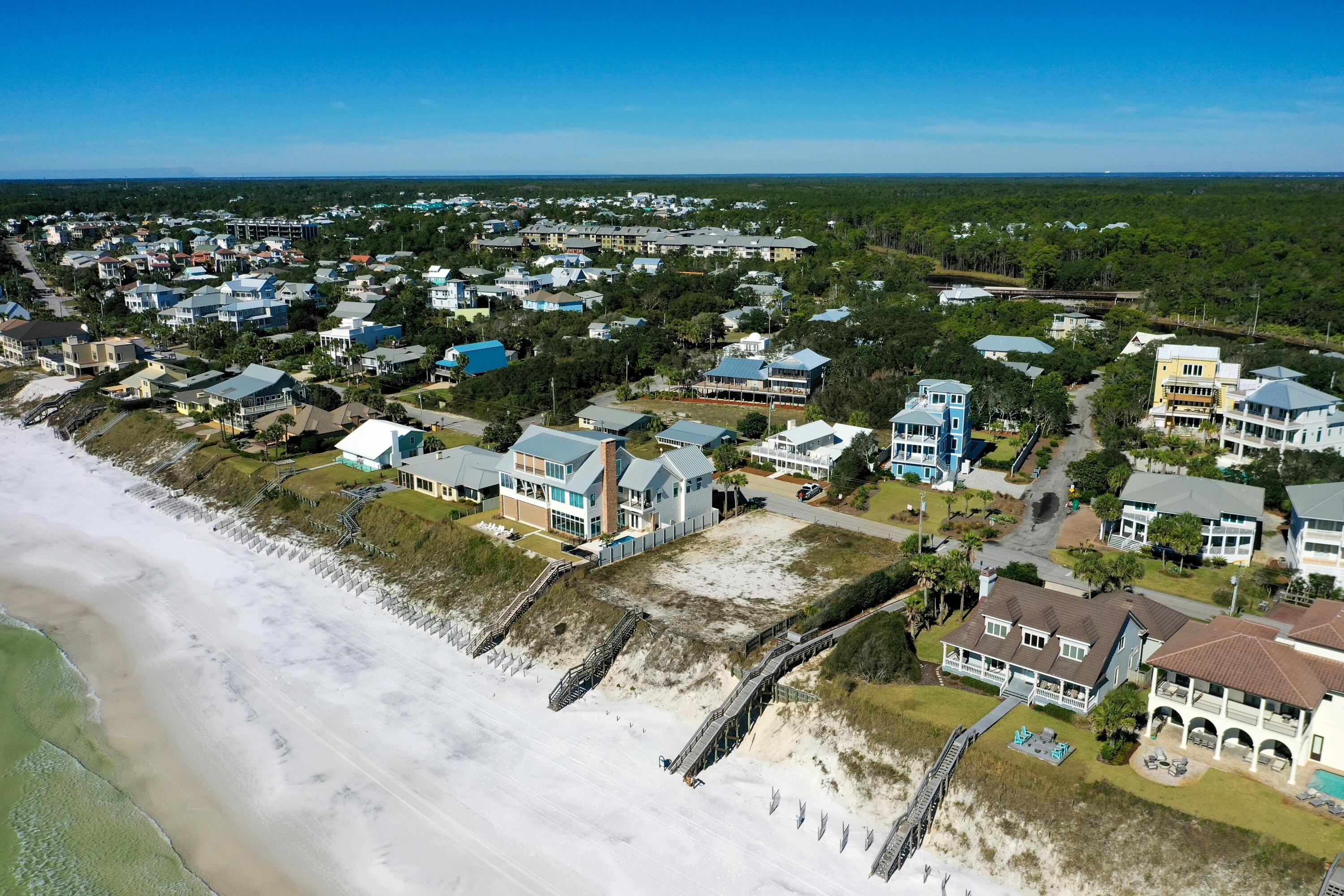 BLUE MOUNTAIN BEACH - Residential