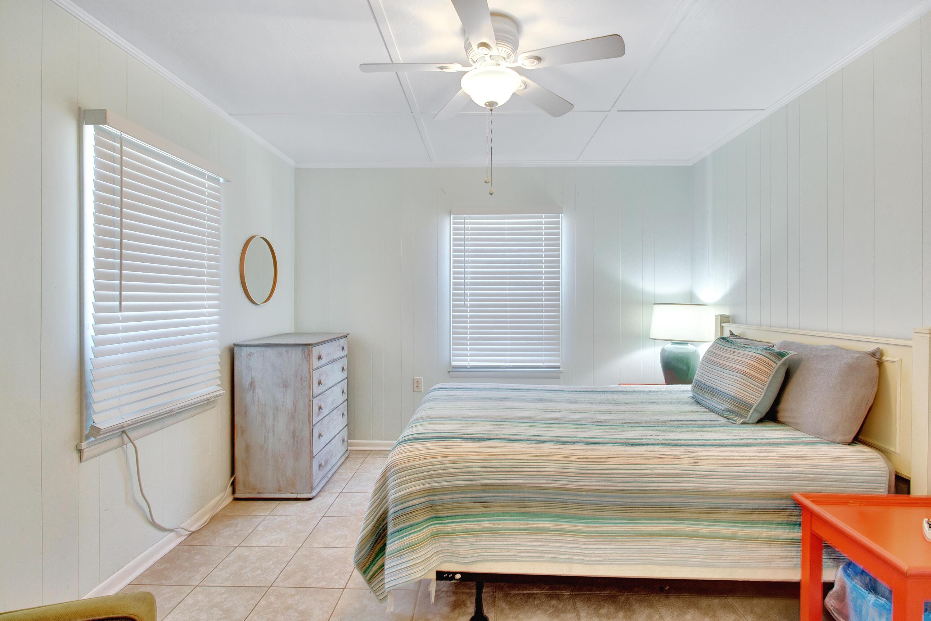 BLUE MOUNTAIN BEACH - Residential