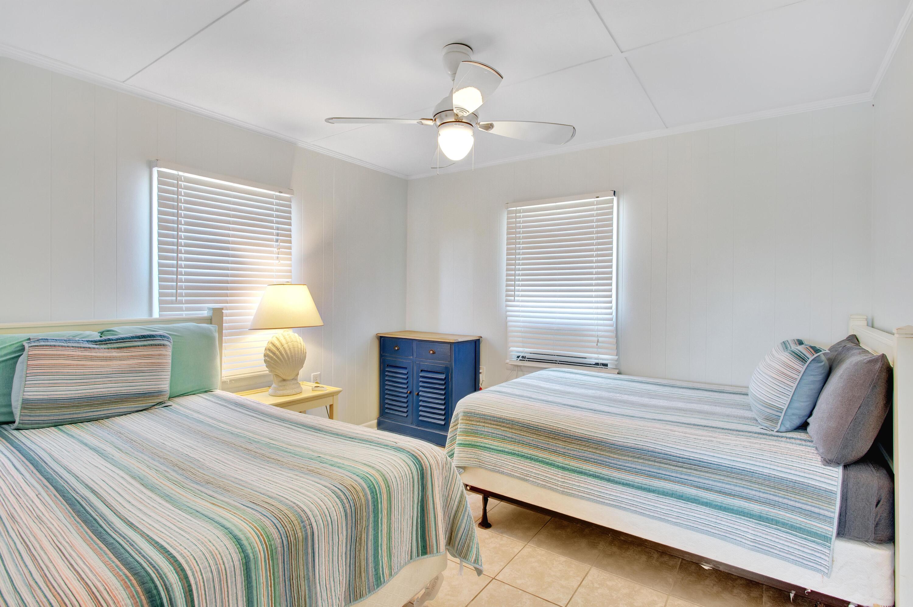 BLUE MOUNTAIN BEACH - Residential